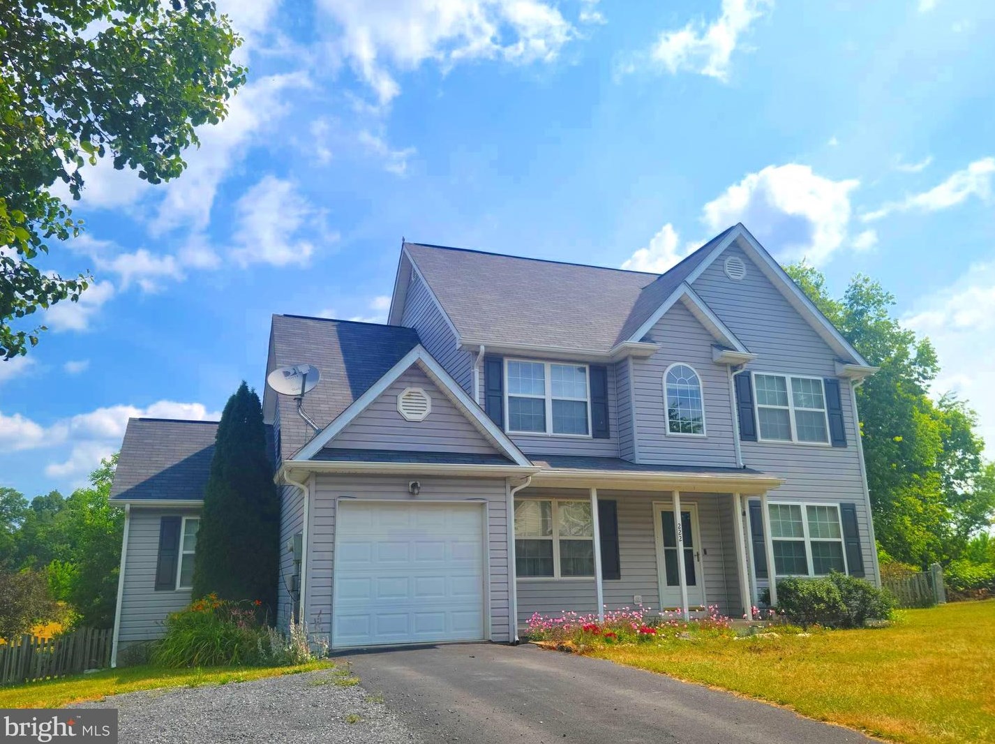 222 Aztec Dr, Martinsburg, WV 25405-6787