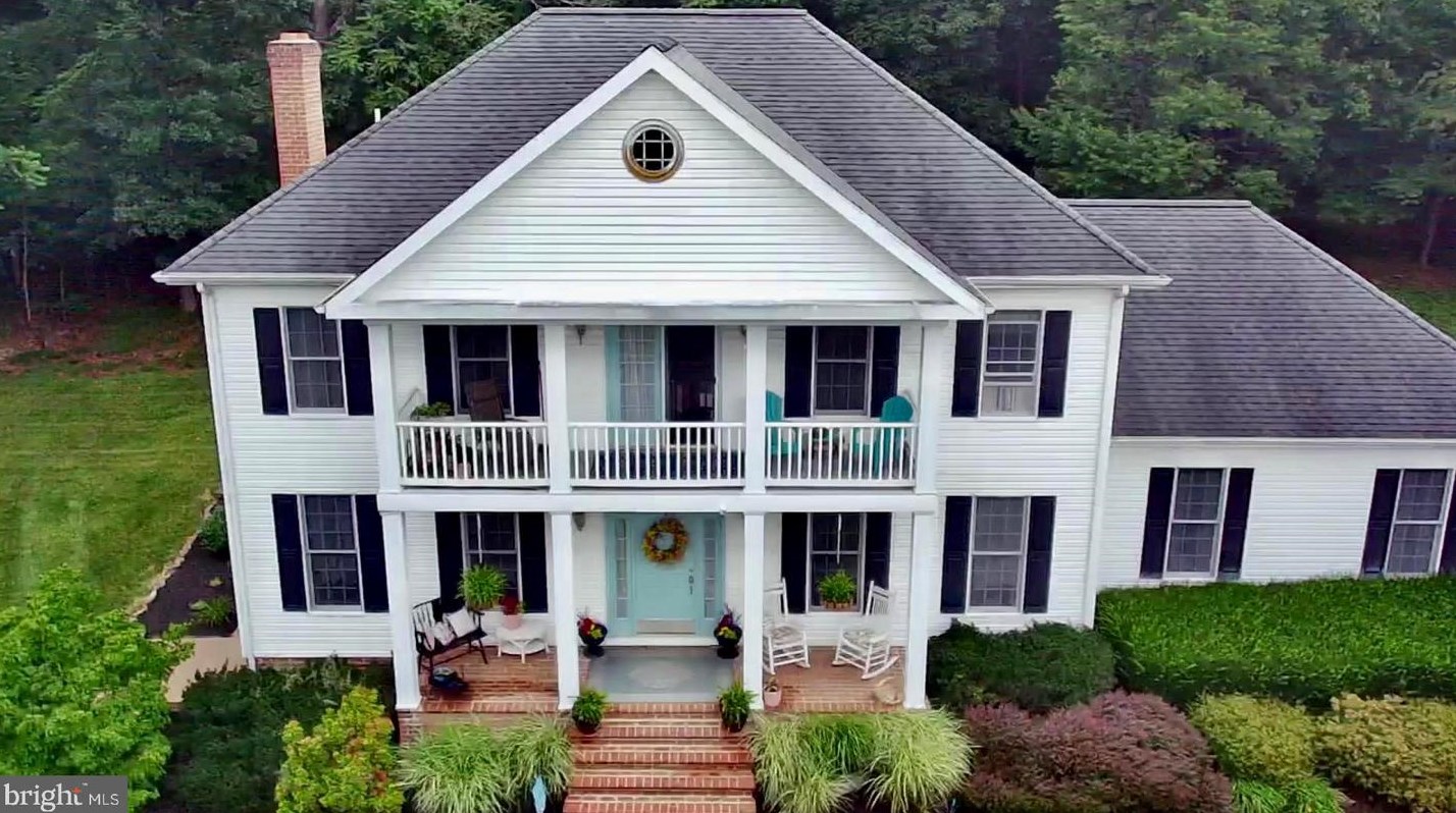 373 Hadley Dr, Falling Waters WV  25419-4840 exterior