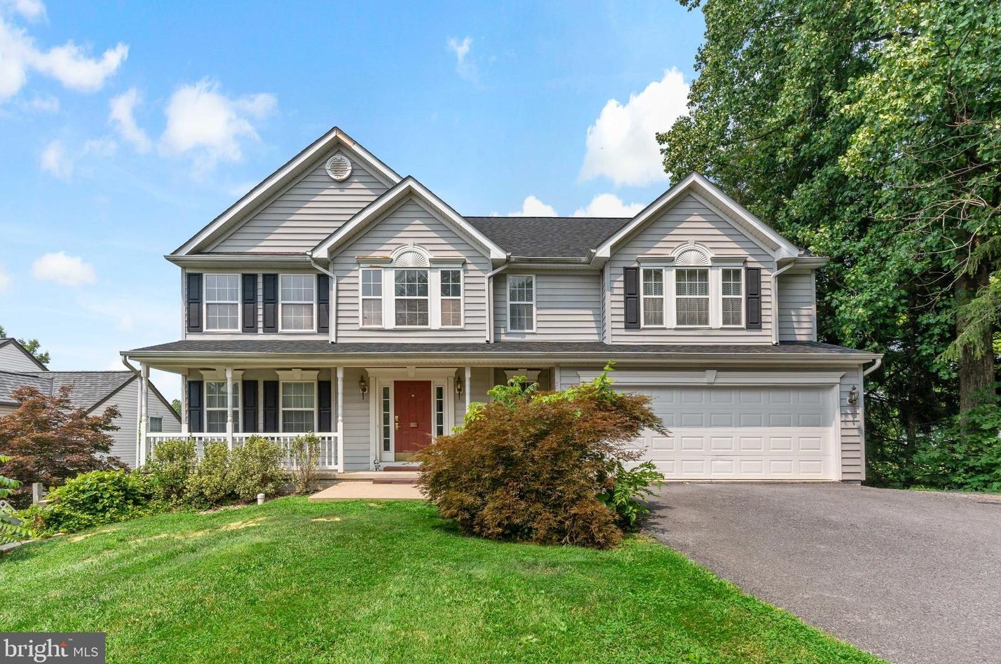 1602 Memorial Park Ave, Martinsburg, WV 25401