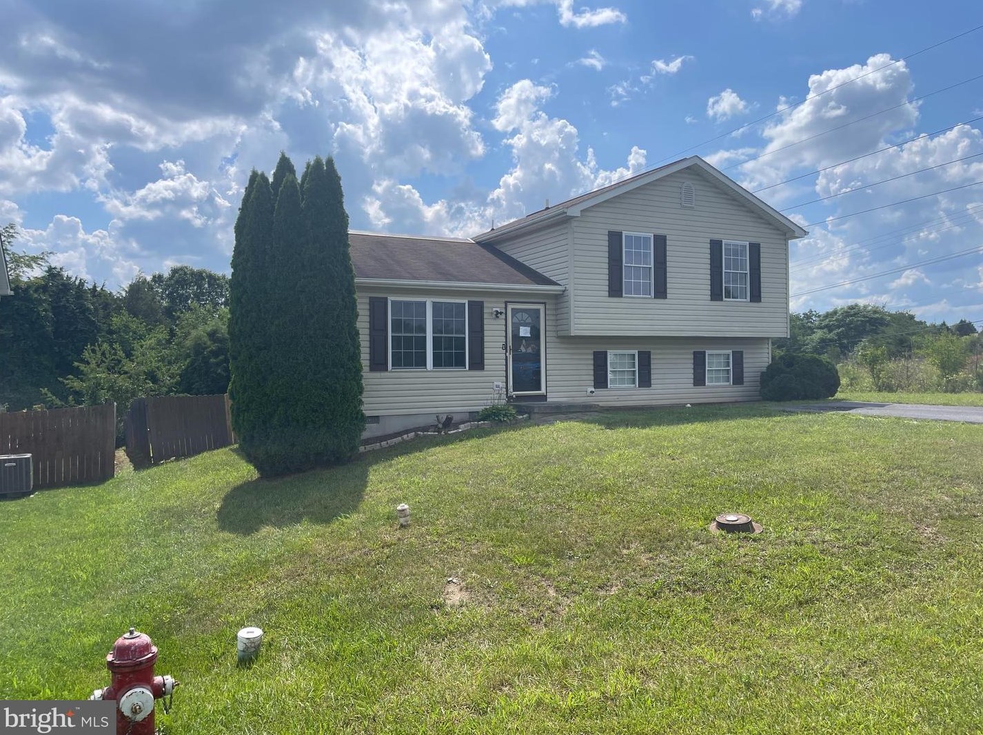 176 Moonlight Ln, Martinsburg, WV 25404-3485