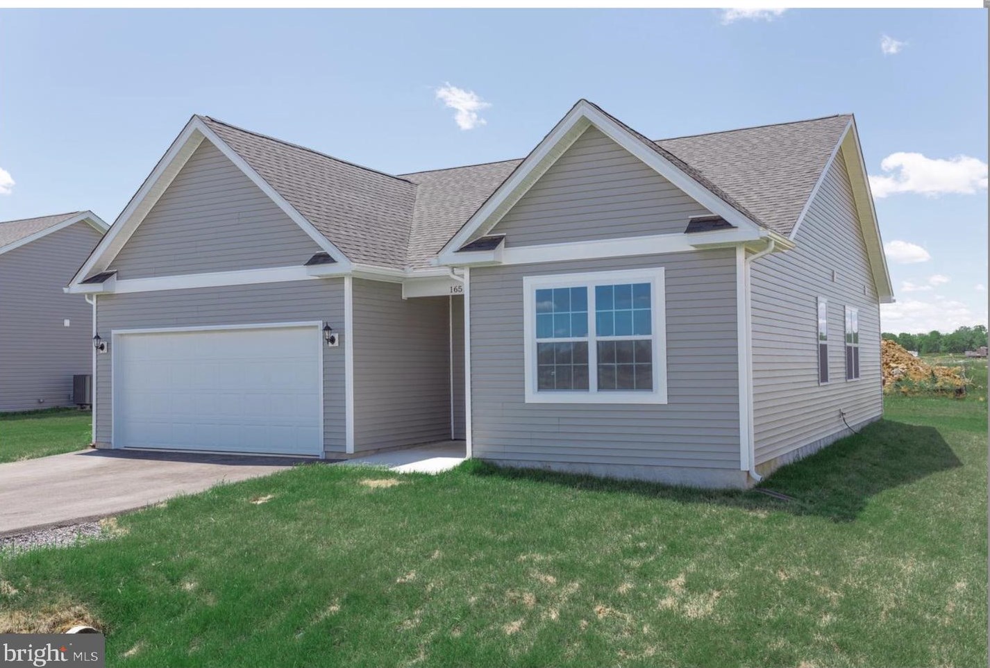 6 Vicksburg Ct, Martinsburg, WV 25404-7563