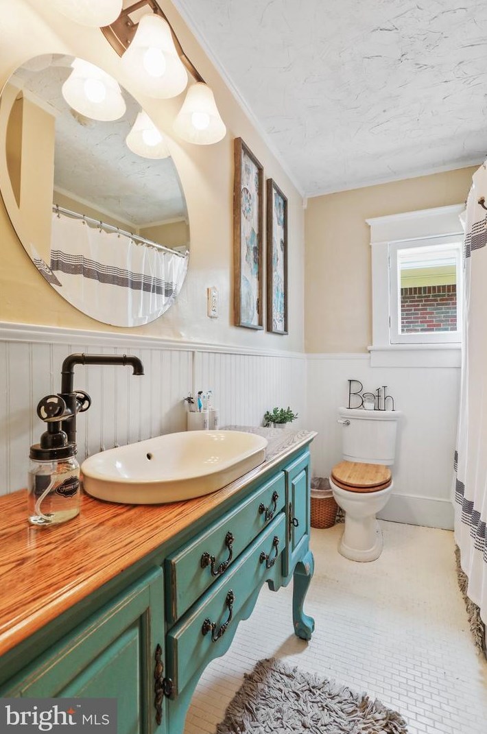 110 Tennessee Ave, Martinsburg WV 25401-2333 exterior