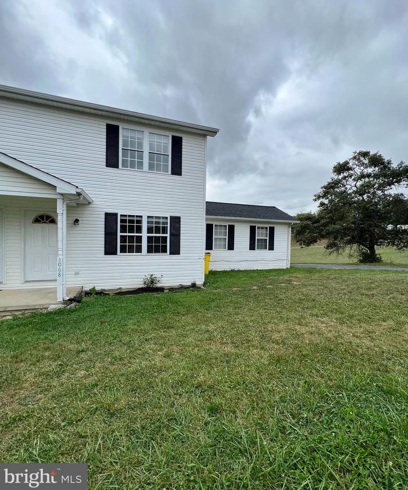1068 Shape Charge Rd, Martinsburg, WV 25404