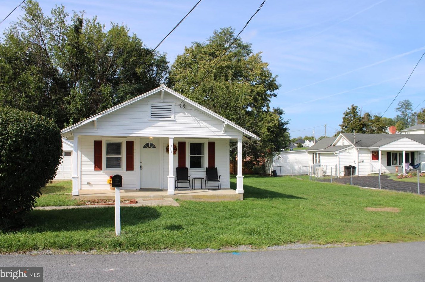 707 Wall St, Martinsburg, WV 25401-1811