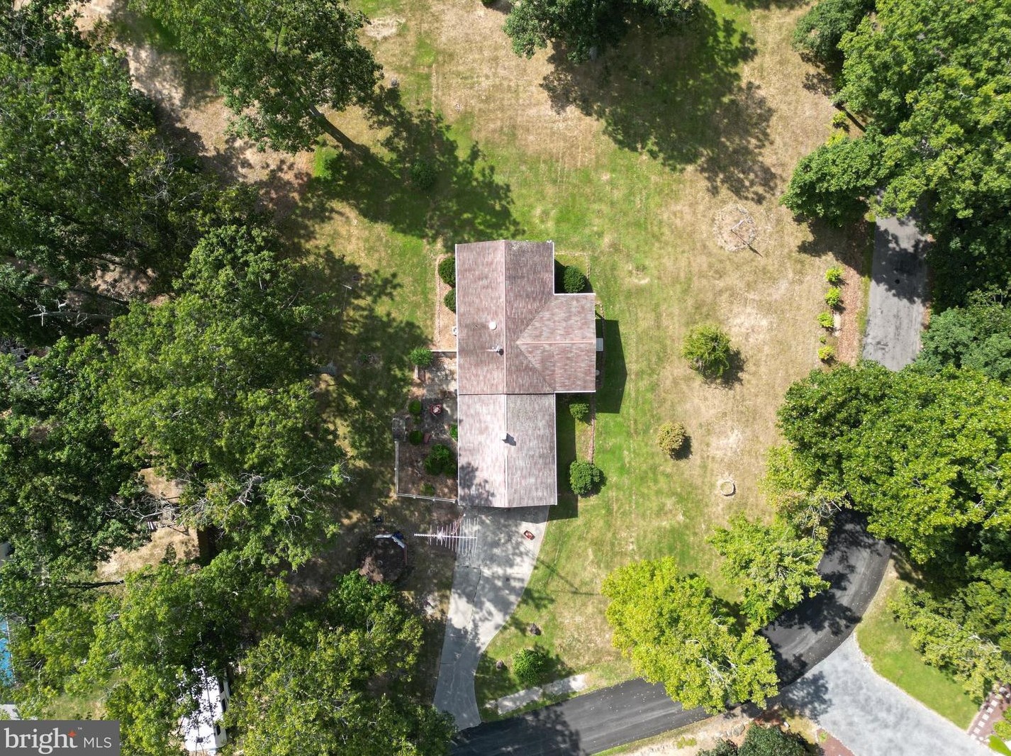 100 Yankee Ct, Hedgesville, WV 25427