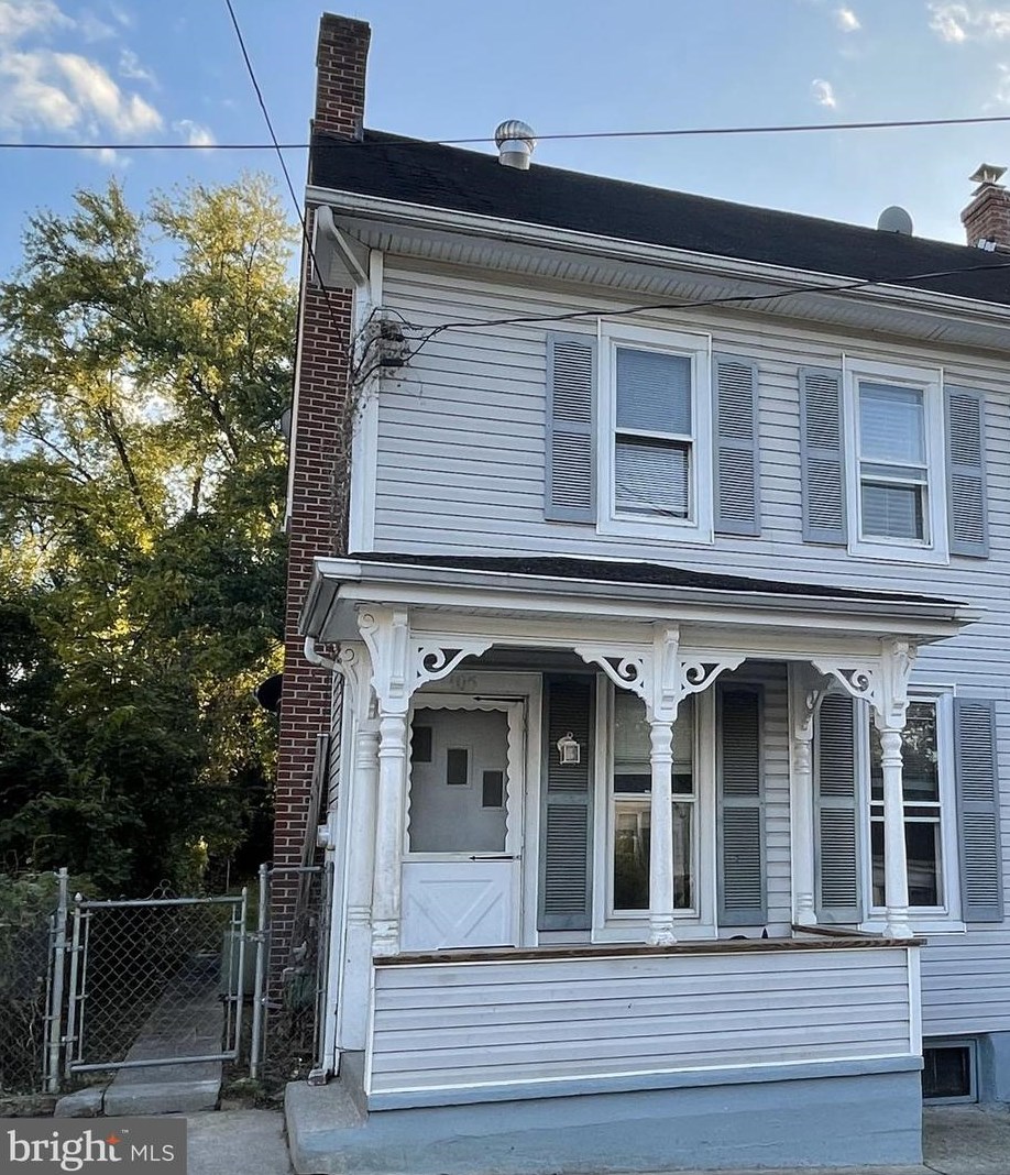 105 Hess Ave, Martinsburg, WV 25404