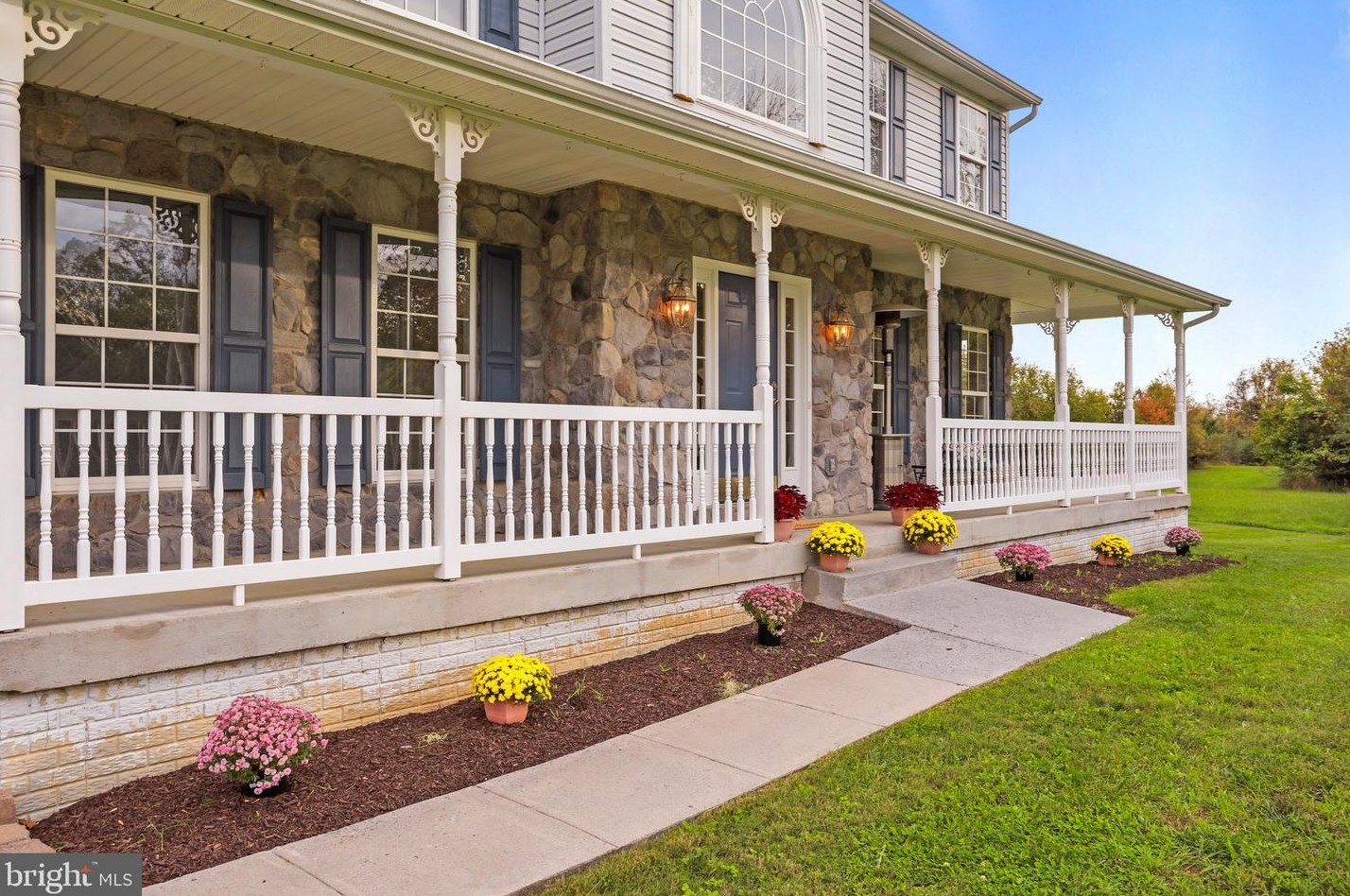 1272 Whitings Neck Rd, Martinsburg, WV 25404-1087