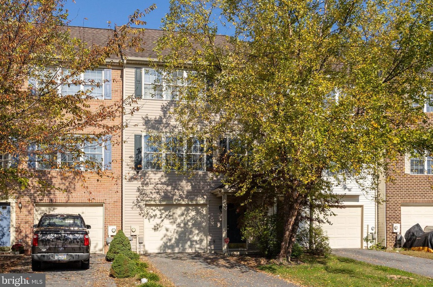57 Effie Ln, Martinsburg, WV 25404-7626