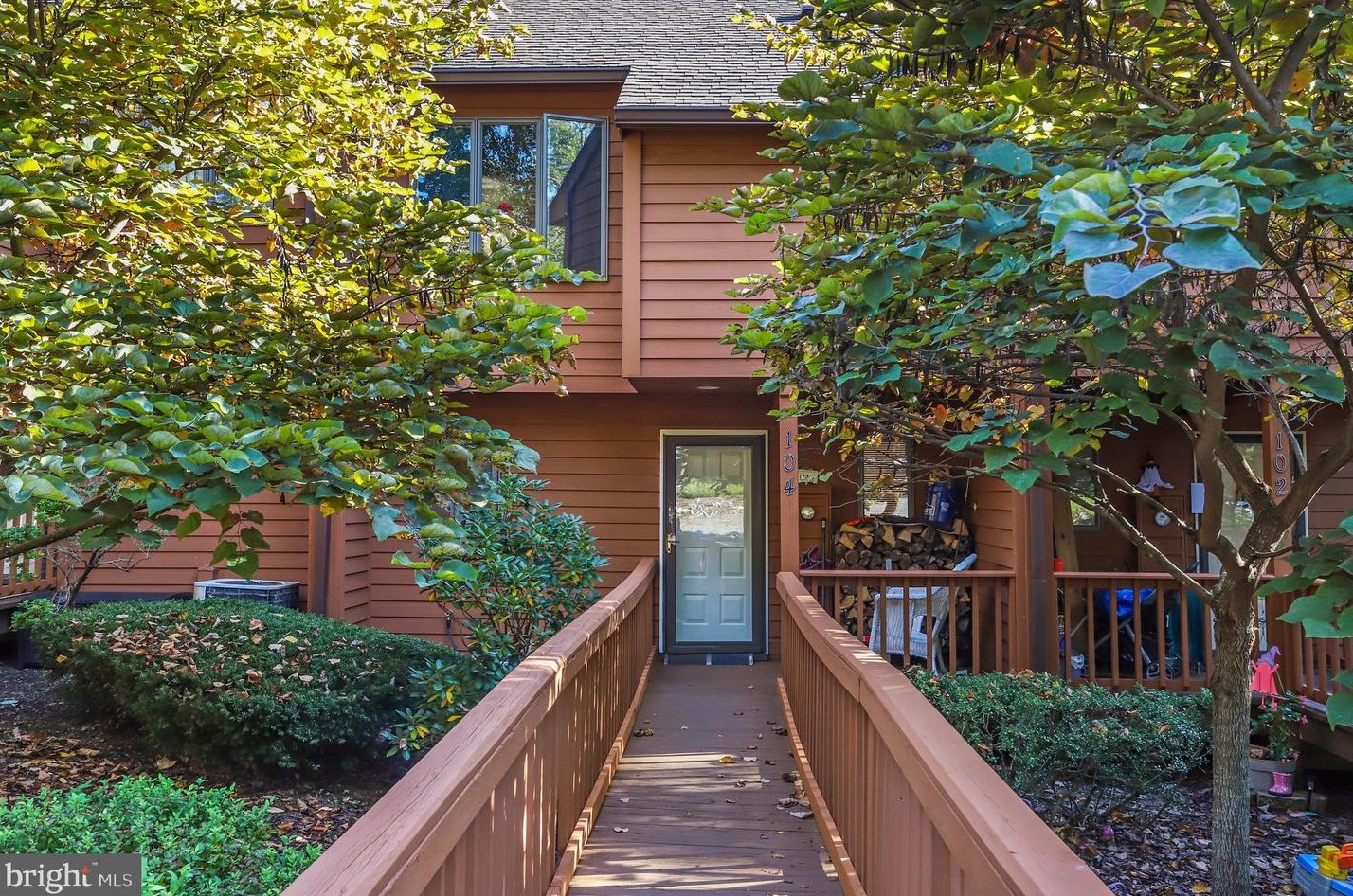 104 Tecumseh Trail, Hedgesville, WV 25427