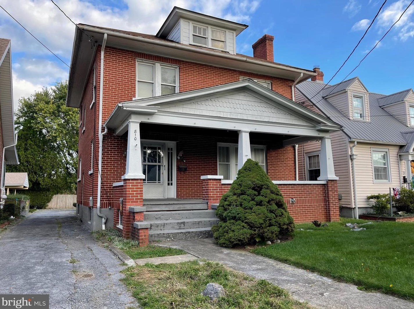 810 Winchester Ave, Martinsburg, WV 25401