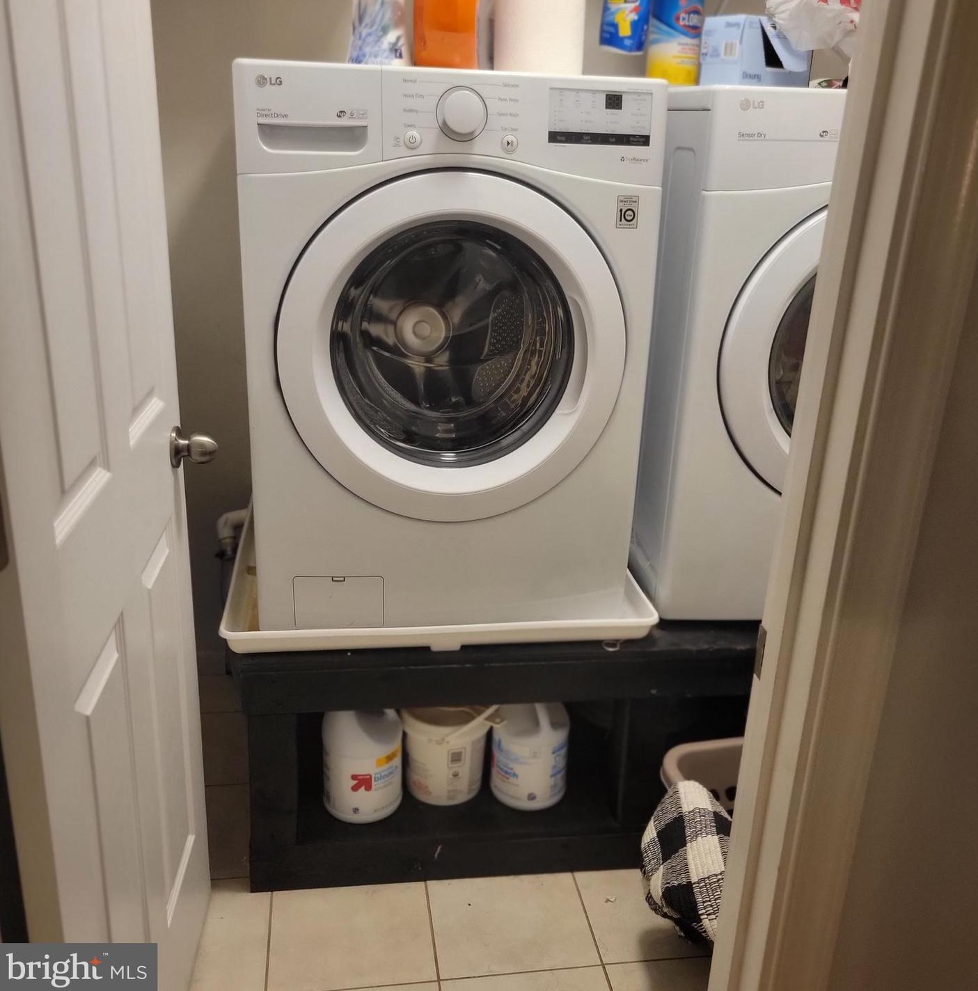 87 Moody Dr, Martinsburg WV  25405-6954 exterior