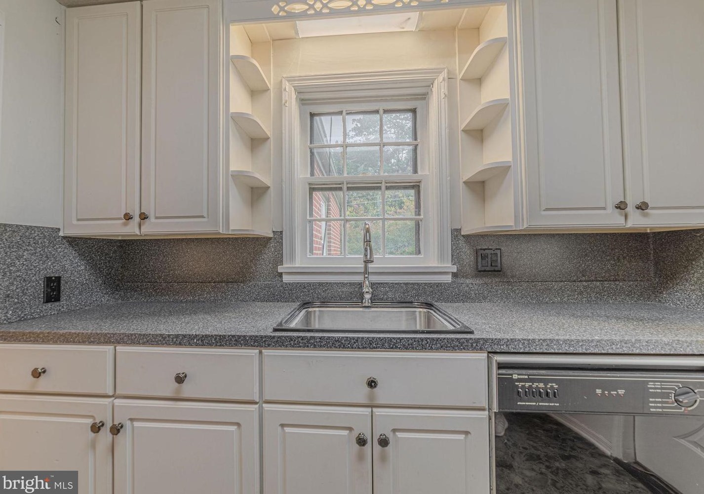 426 Tennessee Ave, Martinsburg WV 25401-2260 exterior