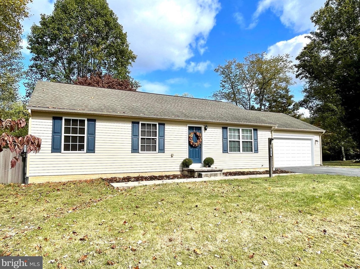 173 Elnina Dr, Hedgesville, WV 25427