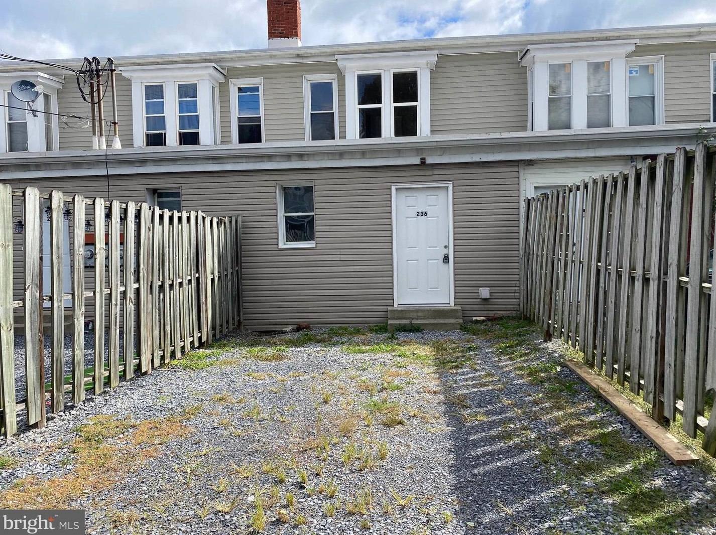 236 Raleigh St, Martinsburg WV  25401-2755 exterior