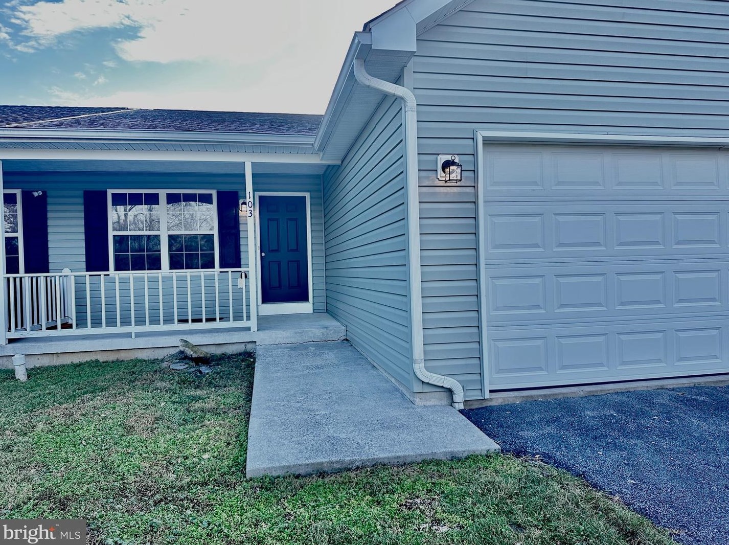 103 Disciple Ln, Inwood, WV 25428-4984