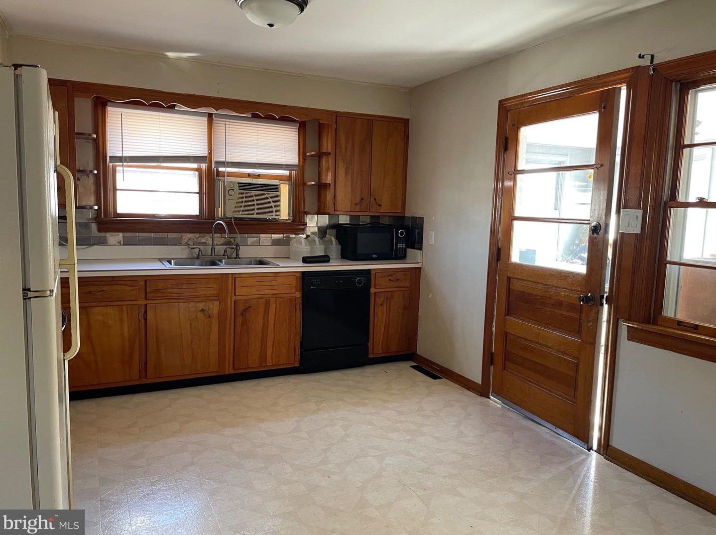 3365 Winchester Ave, Martinsburg WV  25405-2459 exterior