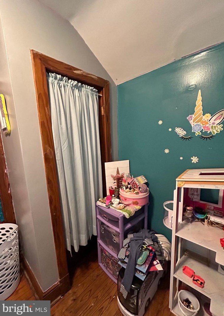 220 John St, Martinsburg WV  25401-4217 exterior