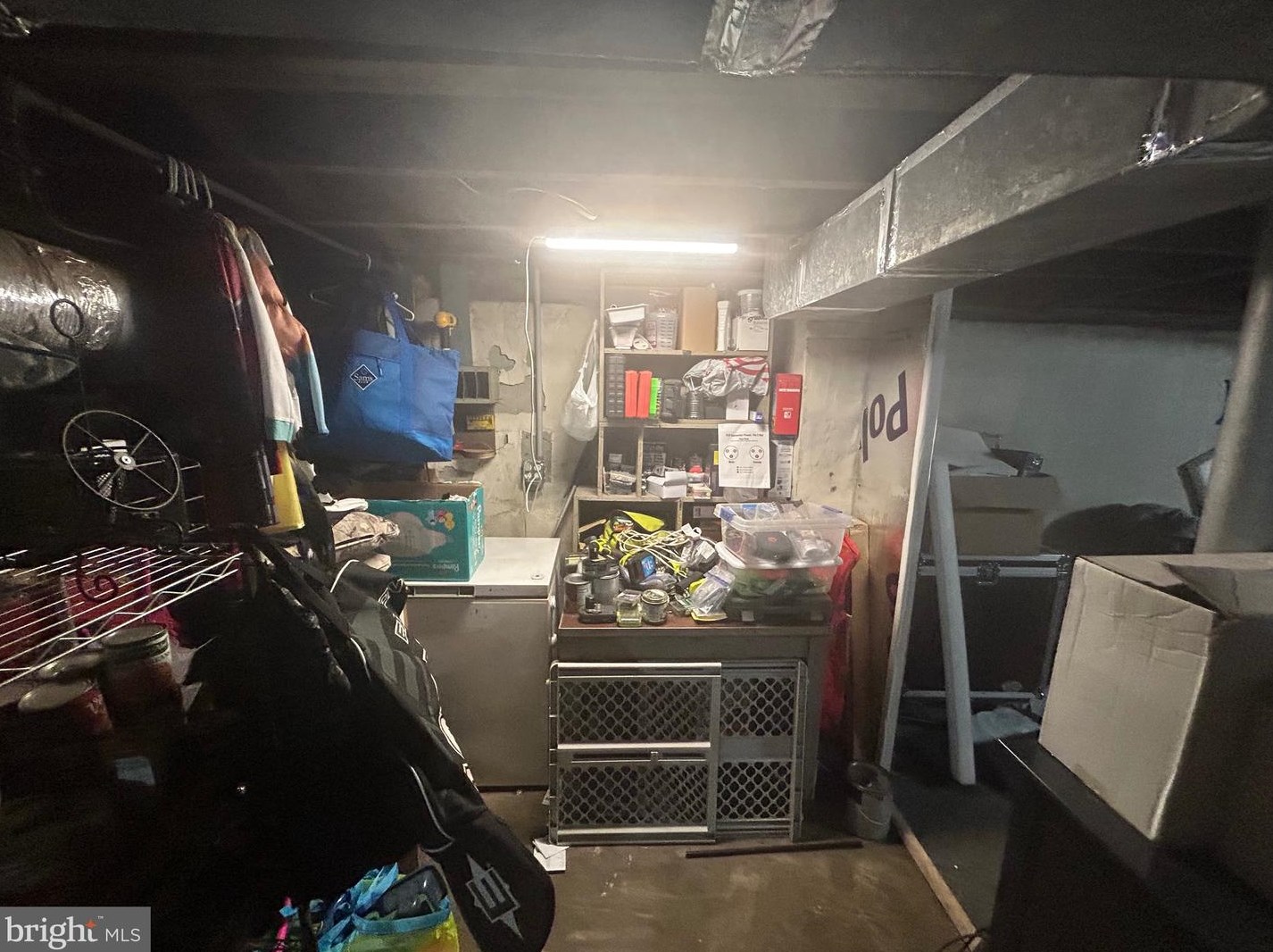 220 John St, Martinsburg WV  25401-4217 exterior