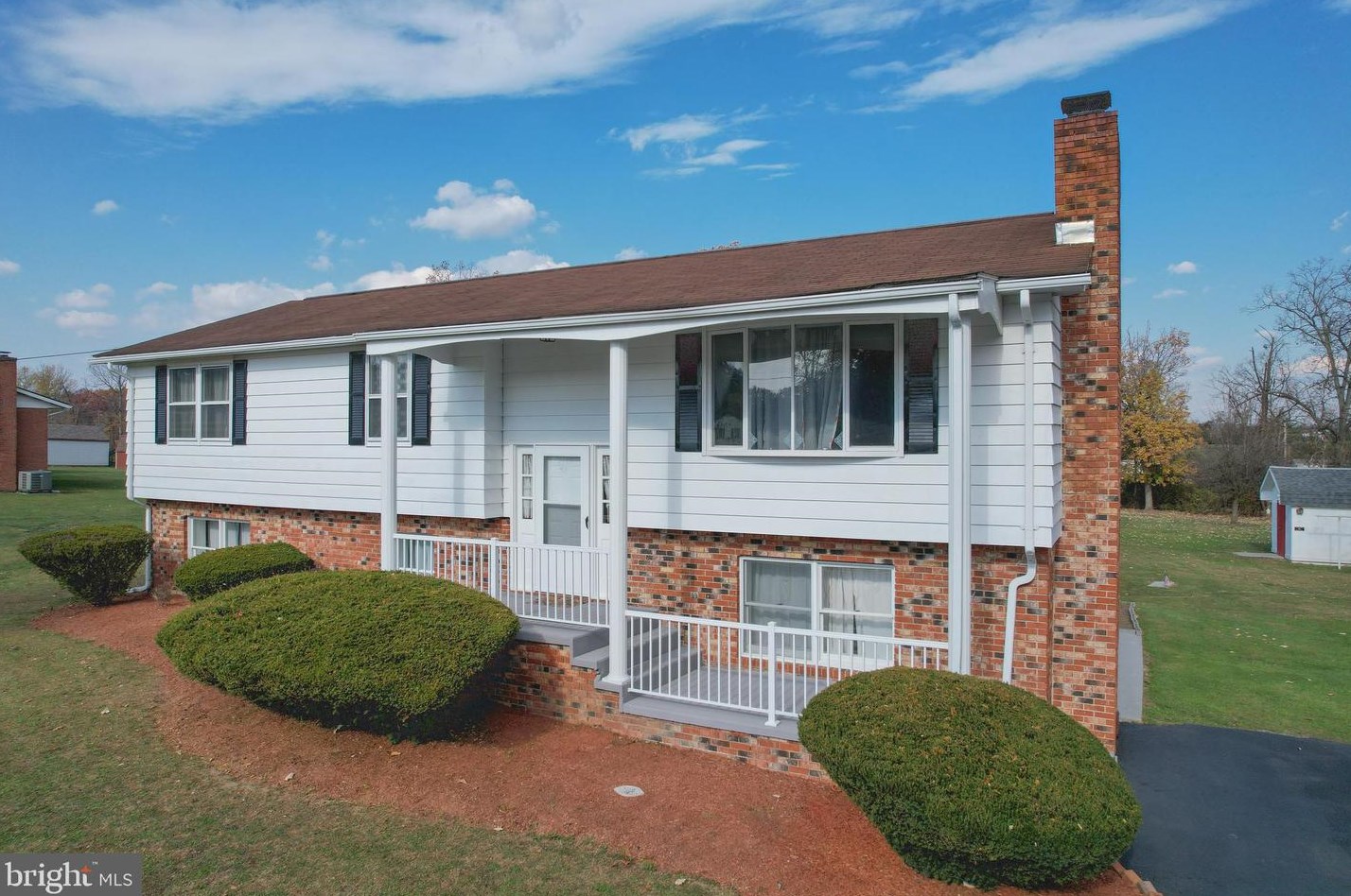 445 Shickle Ln, Inwood, WV 25428