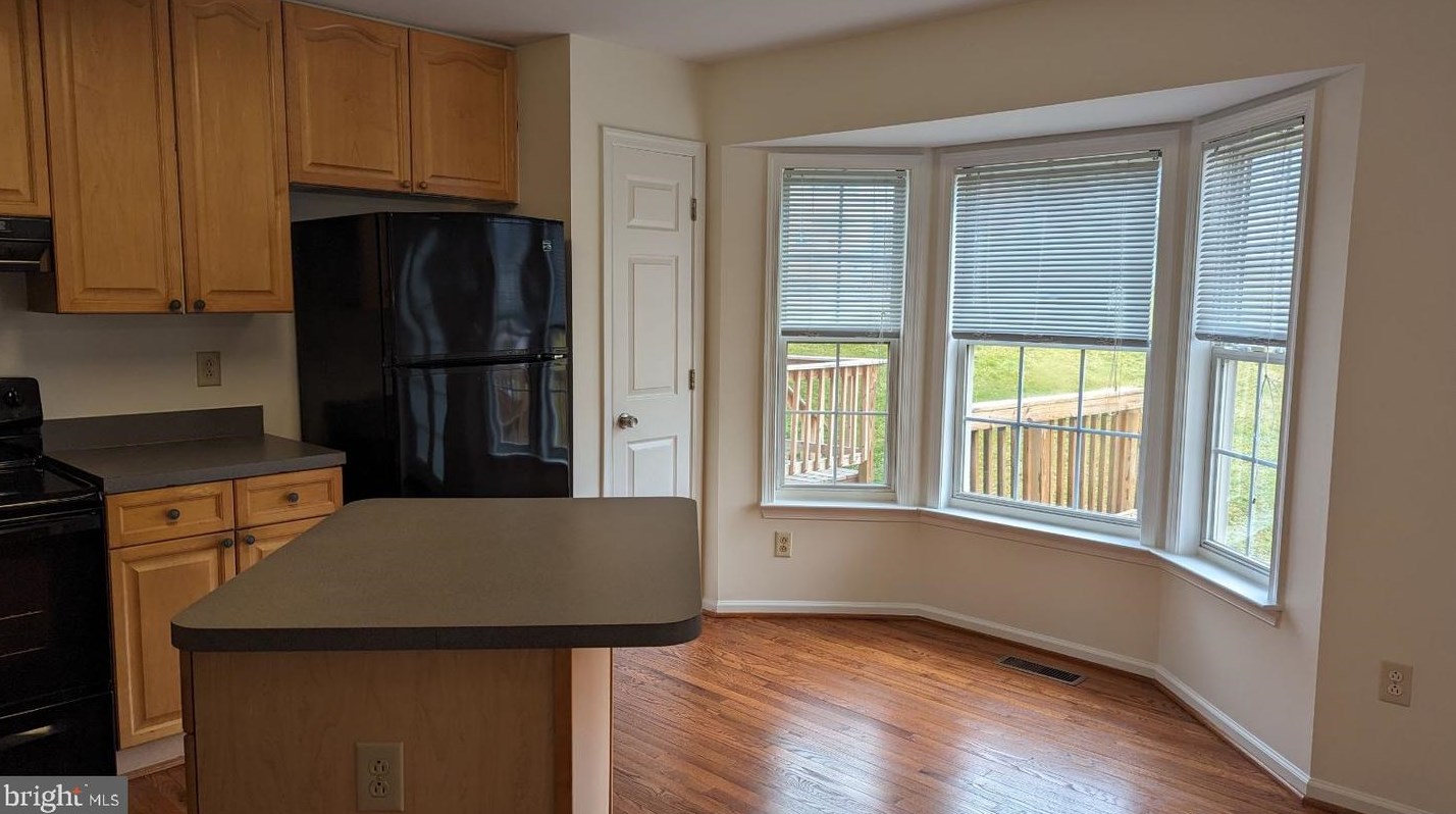 18 Thornberry Dr, Martinsburg, WV 25403