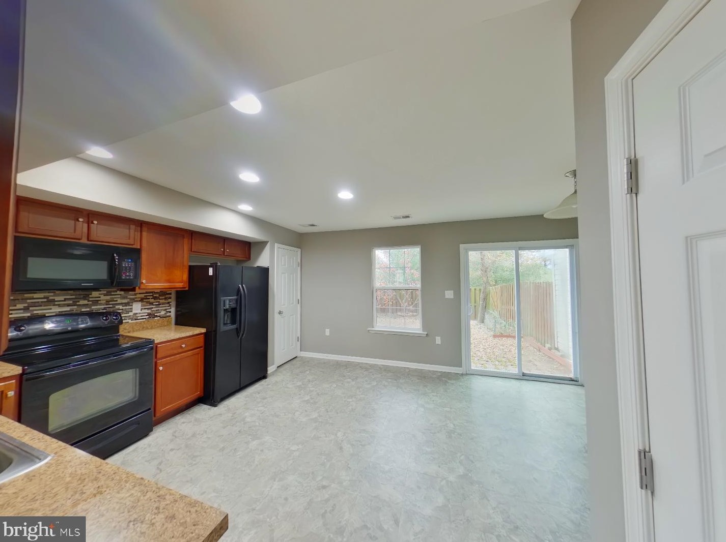 136 Checko Ct, Martinsburg, WV 25401-1815