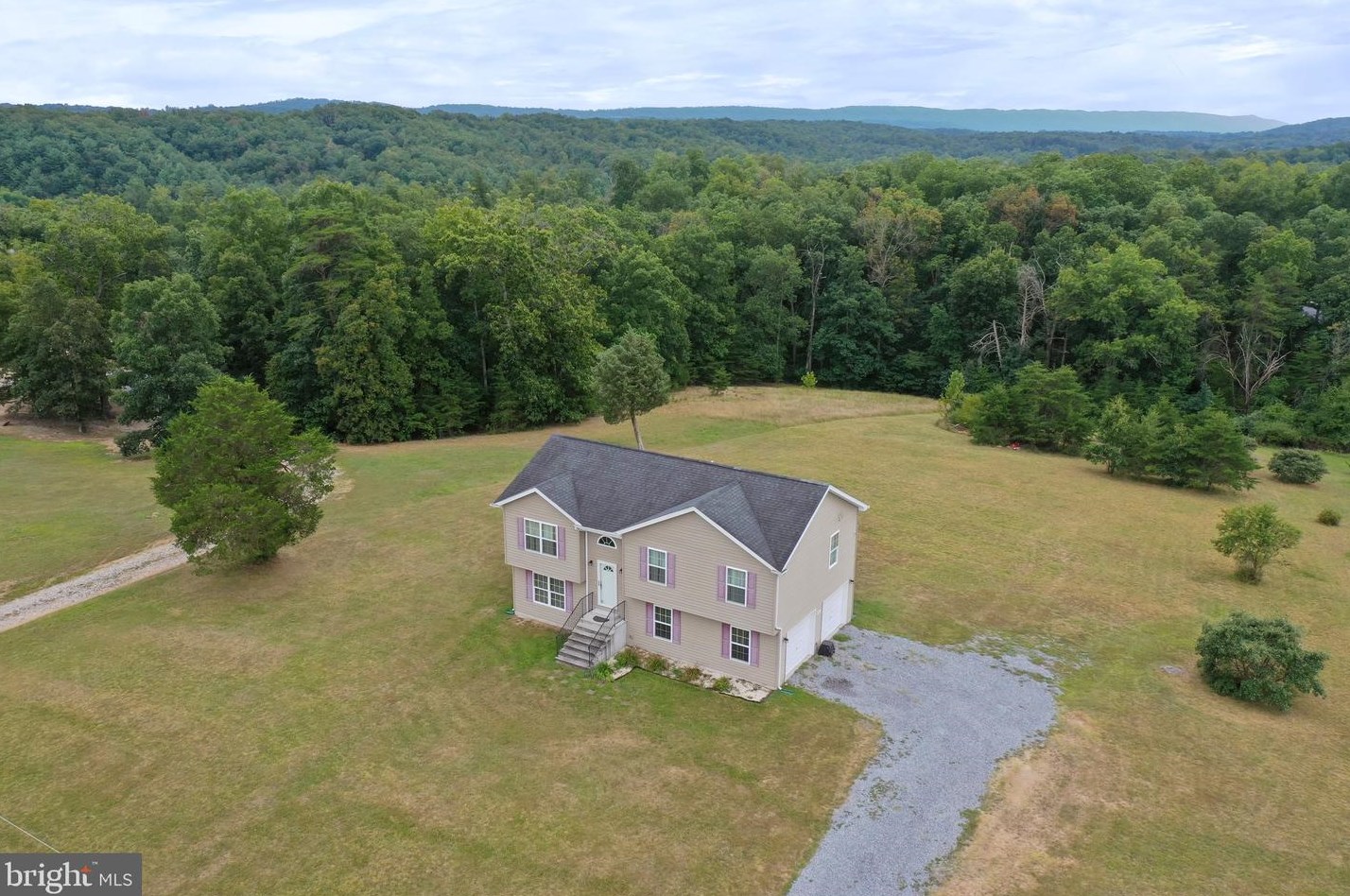 1030 Conner Bowers Rd, Hedgesville, WV 25427