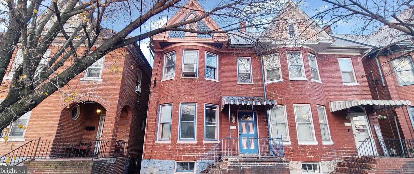 223 Maple Ave, Martinsburg, WV 25401-3327