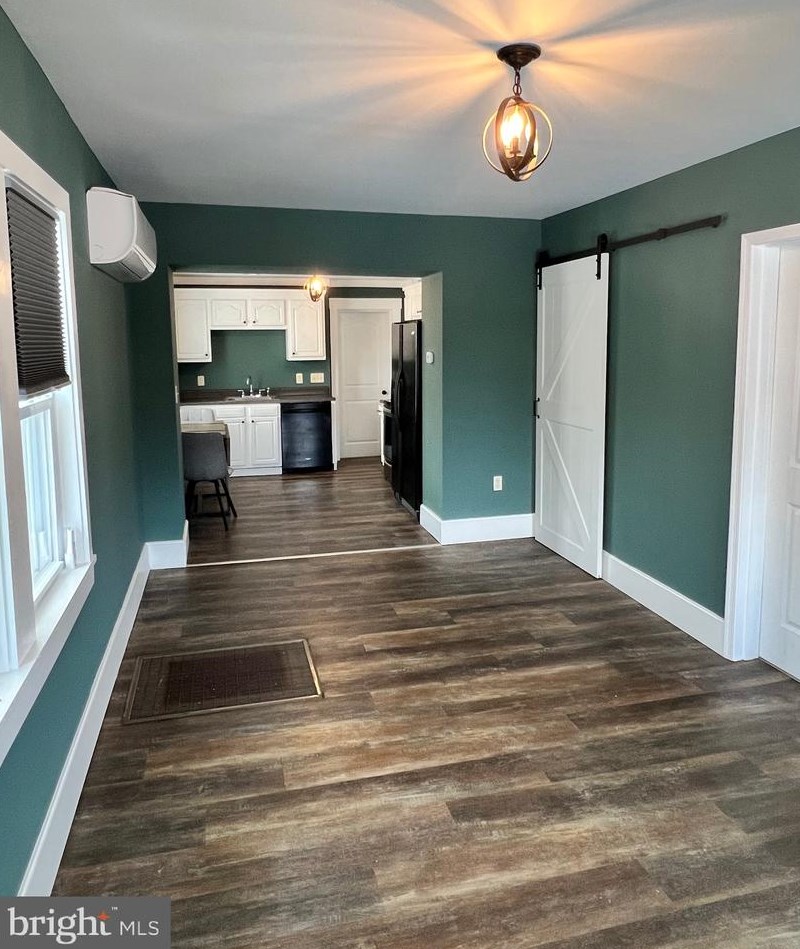 711 Albert St, Martinsburg, WV 25404-4601
