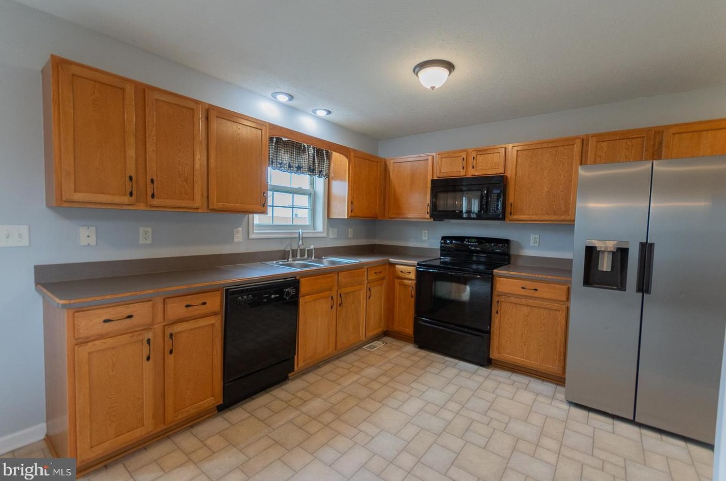 109 Beaumont Ave, Inwood, WV 25428