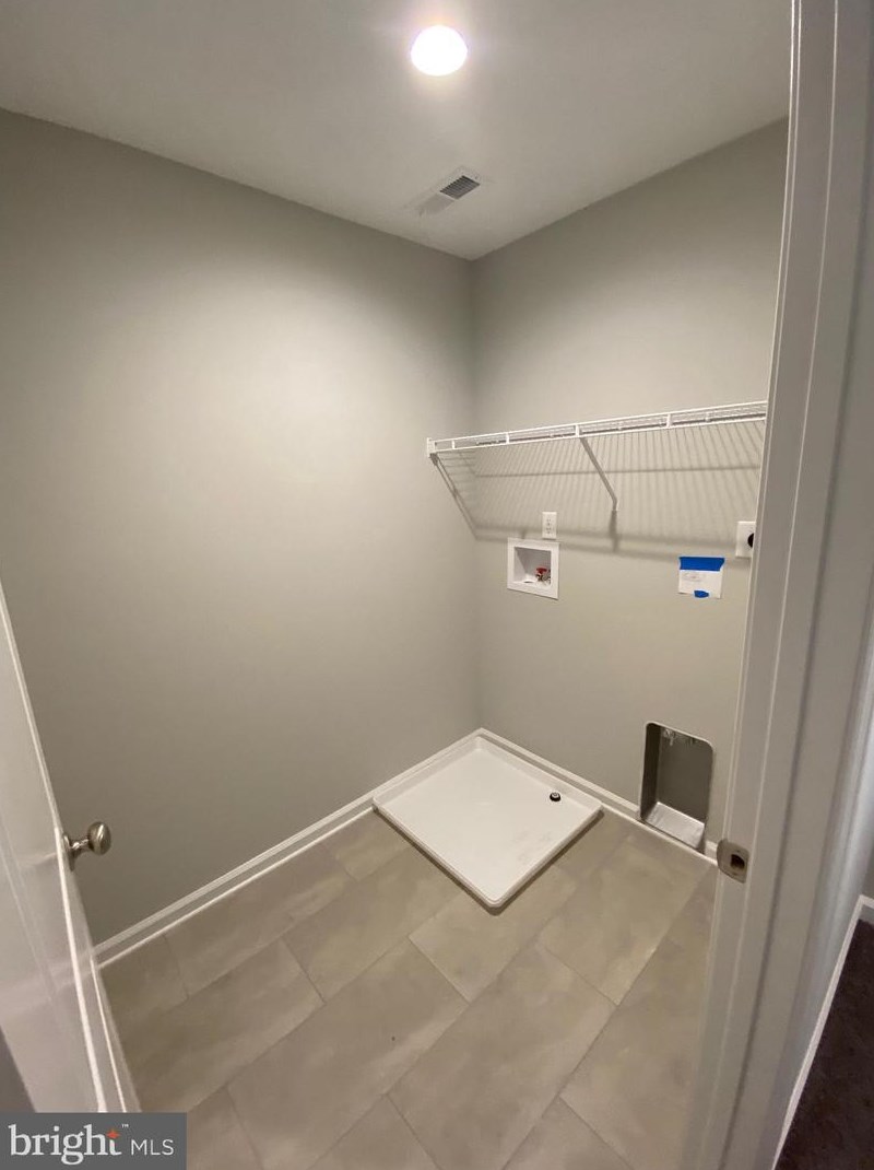 892 Basin Dr, Inwood WV 25428-3214 exterior