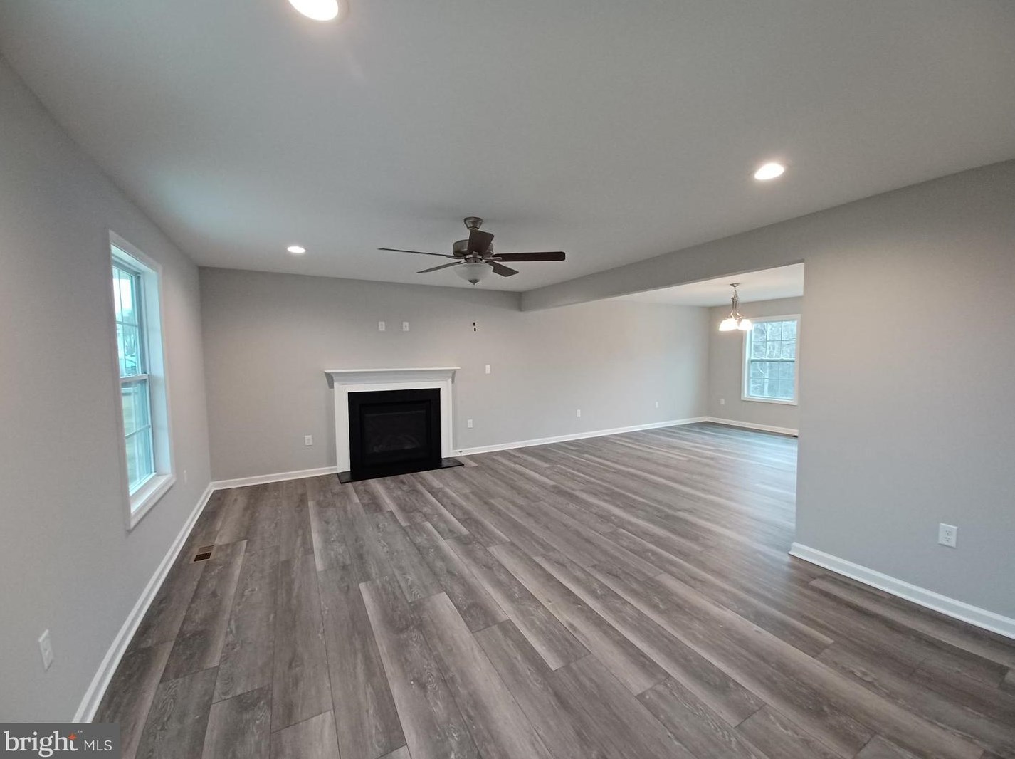 892 Basin Dr, Inwood, WV 25428-3209