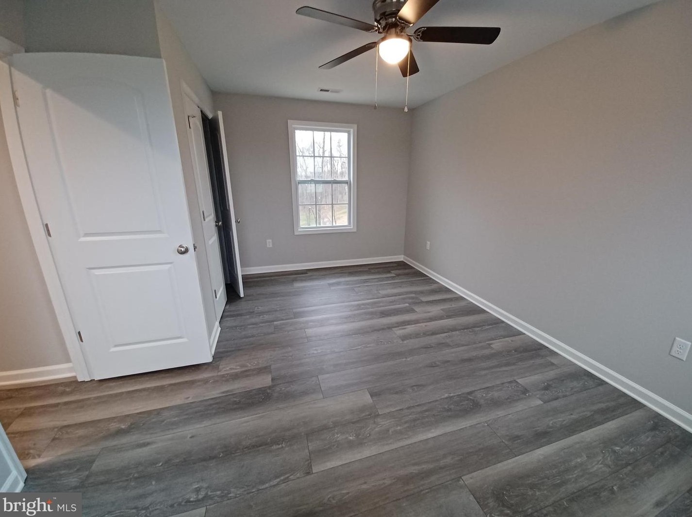 892 Basin Dr, Inwood WV 25428-3214 exterior