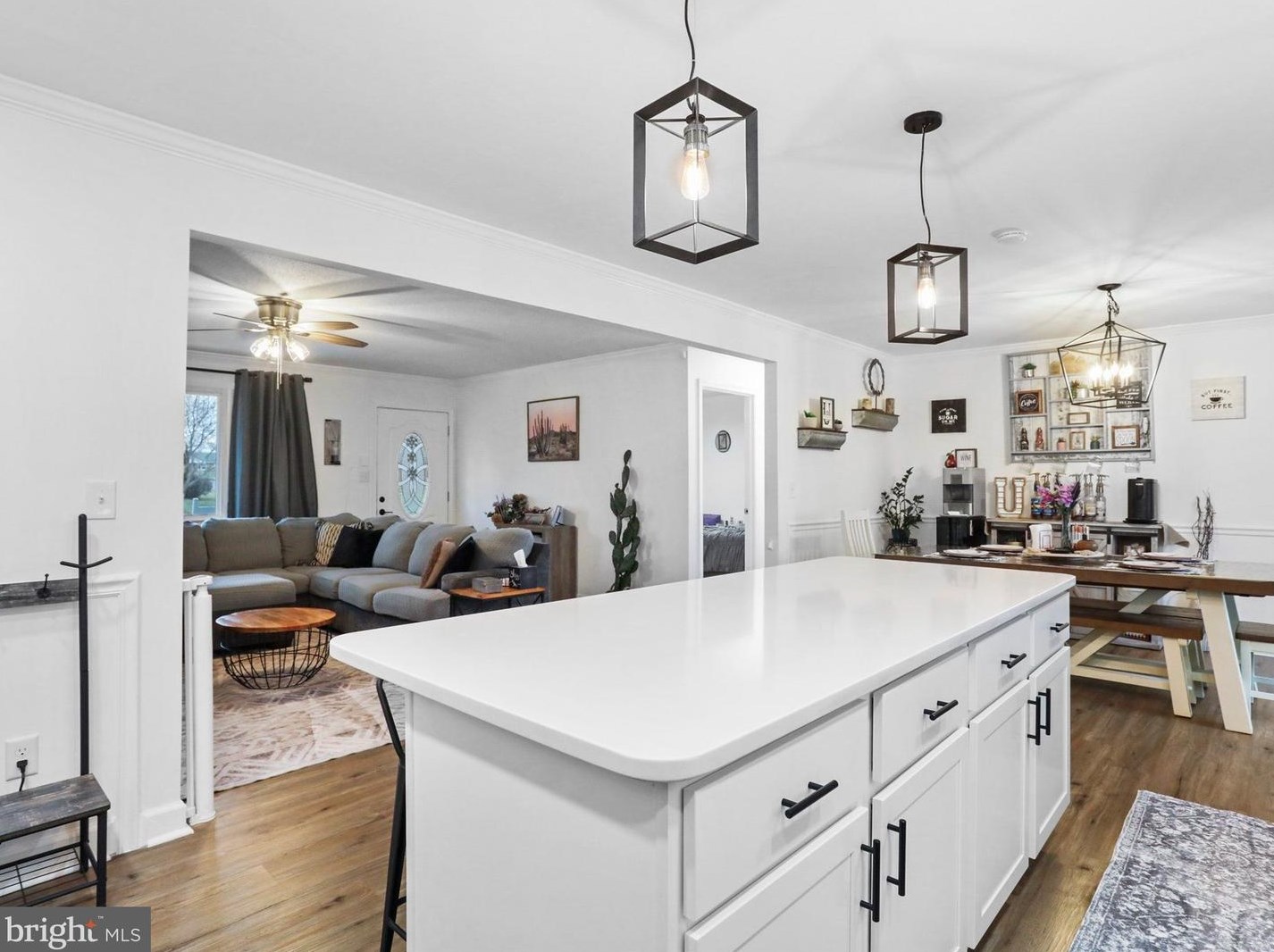 433 Mimosa Dr, Martinsburg WV  25404-0645 exterior