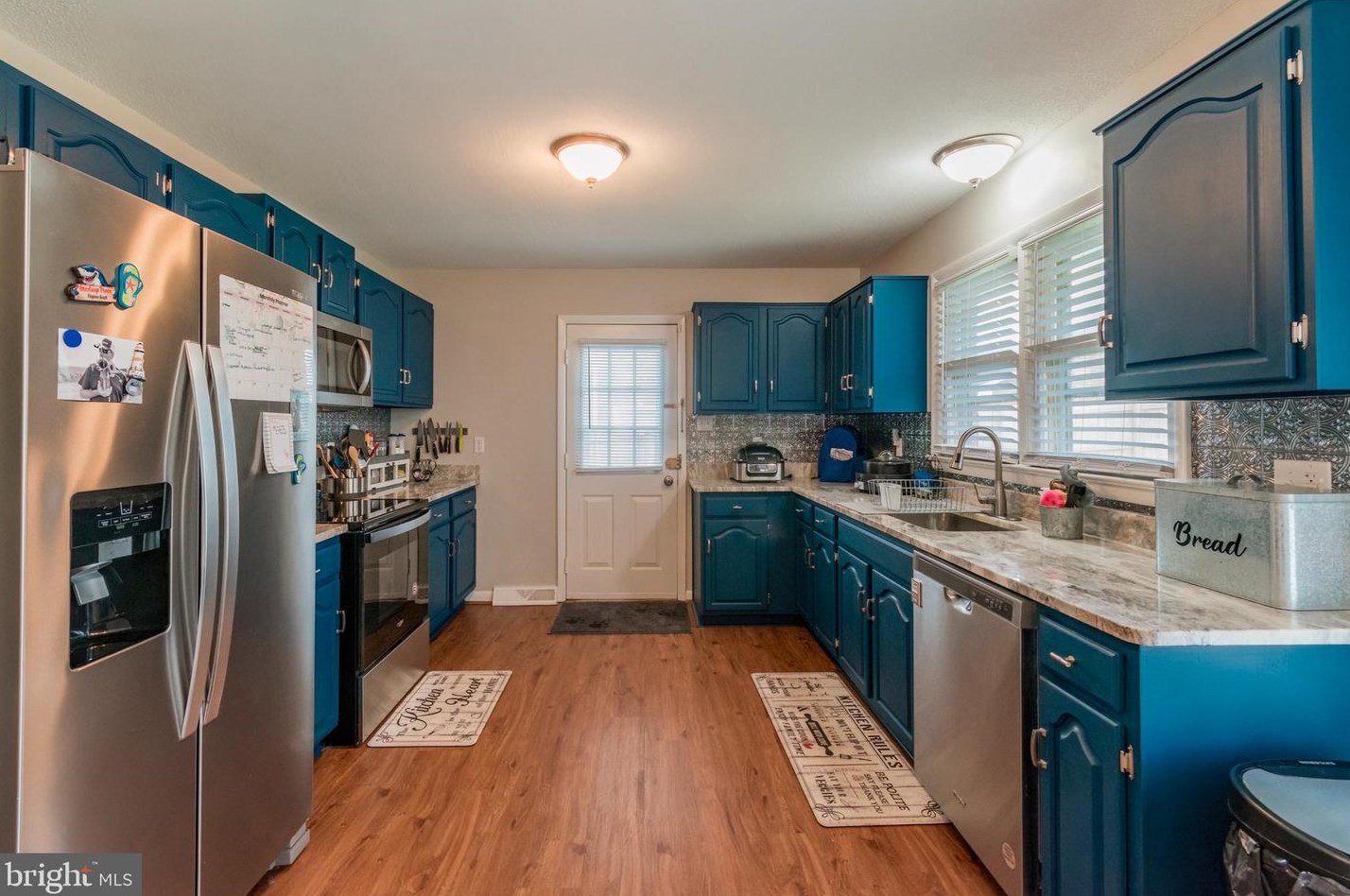 108 Rosewood Dr, Martinsburg WV  25401-2840 exterior