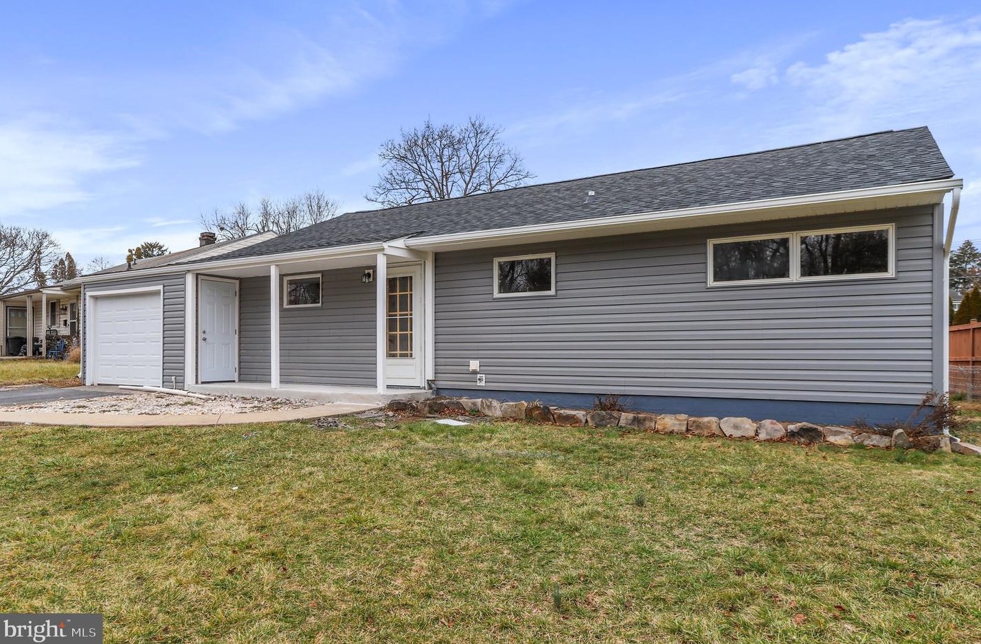 314 Lincoln Dr, Martinsburg, WV 25401-2400