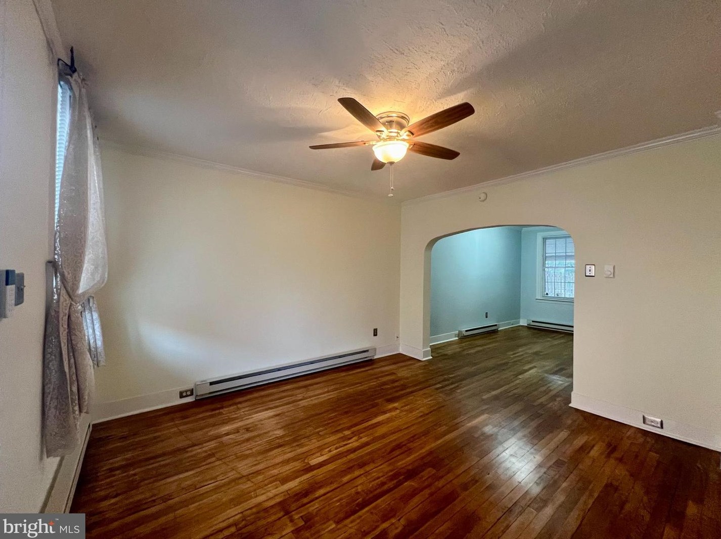 106 S Maple Ave, Martinsburg, WV 25401