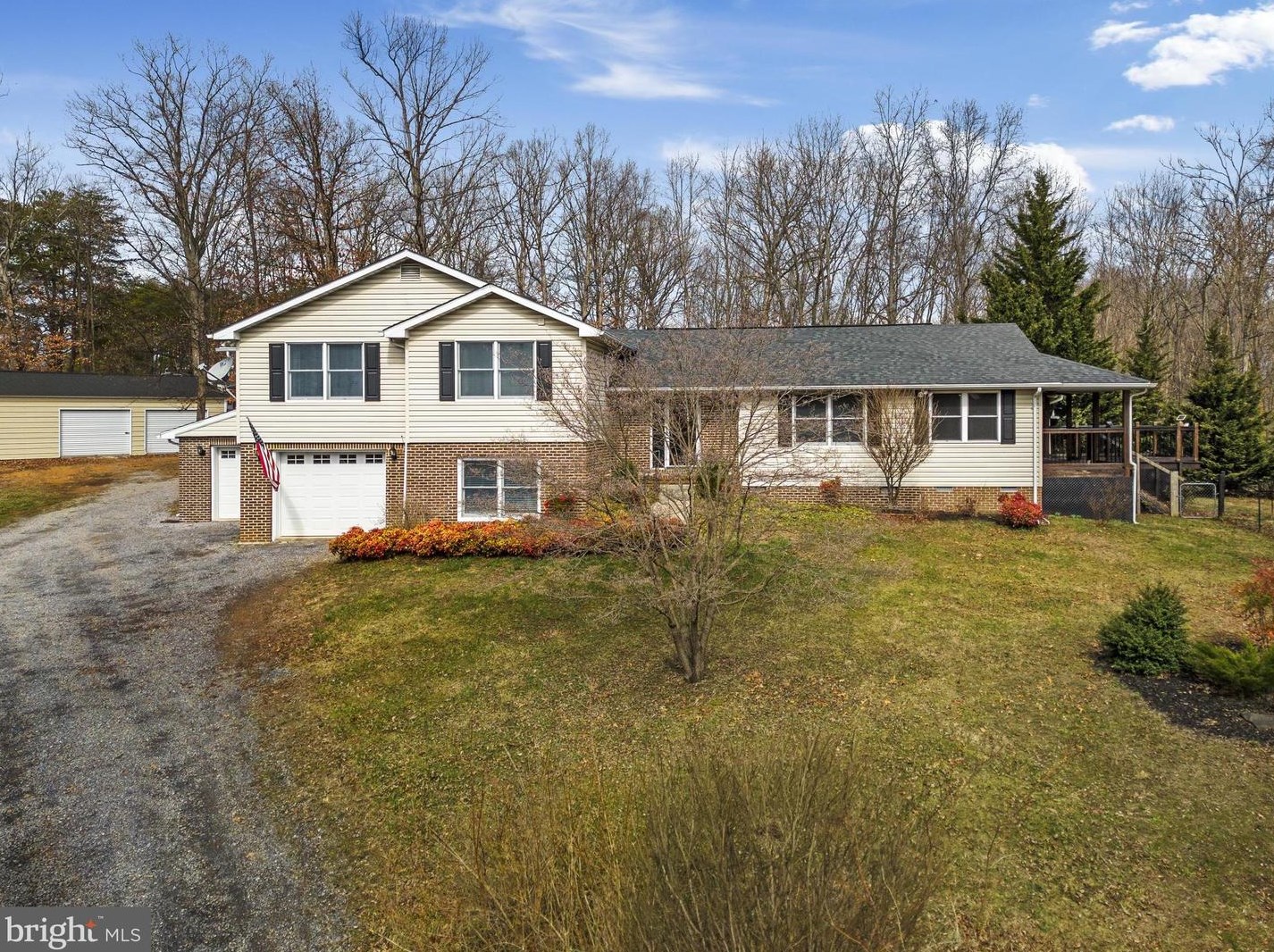 101 Erving Dr, Martinsburg, WV 25405-8465