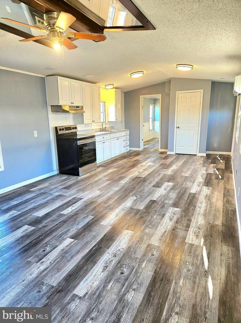 99 Rudolph Ct, Martinsburg WV  25404-4355 exterior