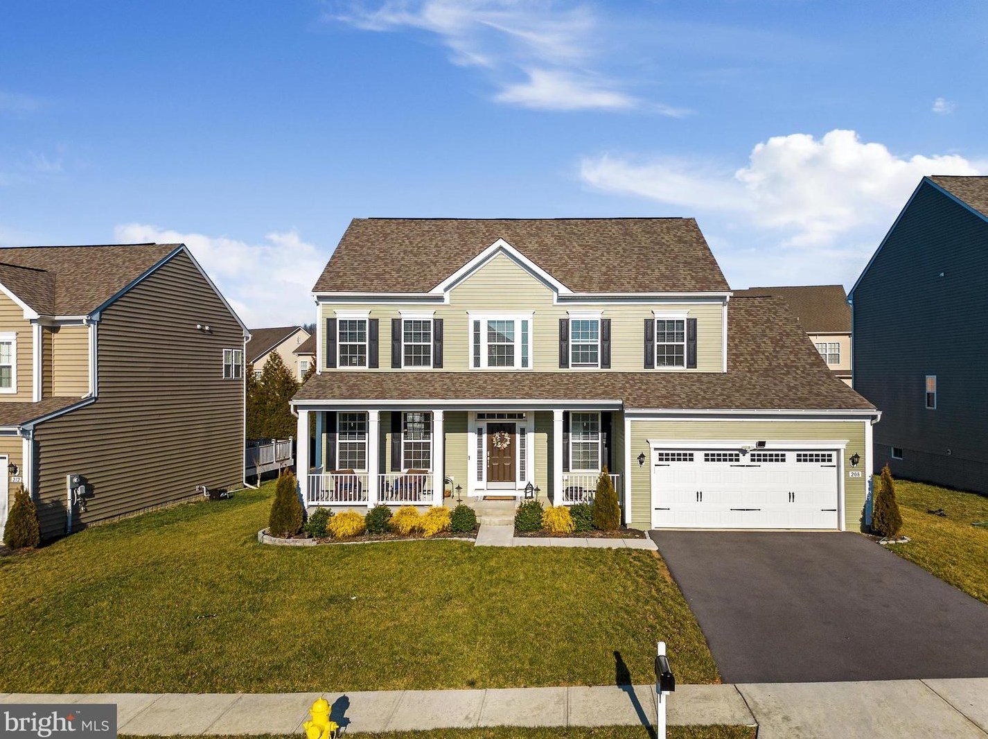 208 Station Ter, Martinsburg WV  25403-4006 exterior