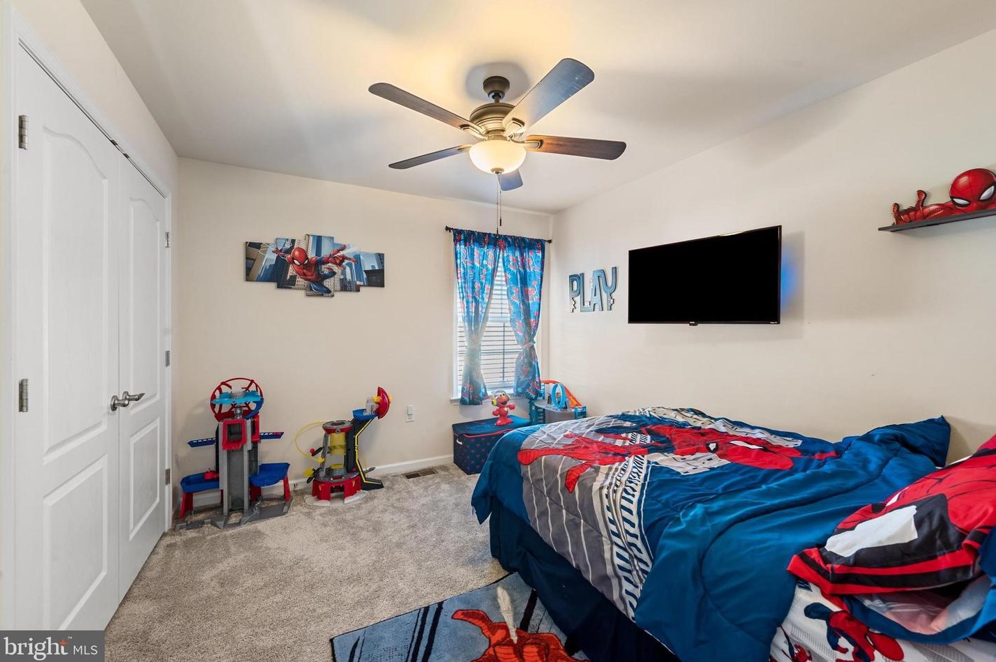 208 Station Ter, Martinsburg WV  25403-4006 exterior