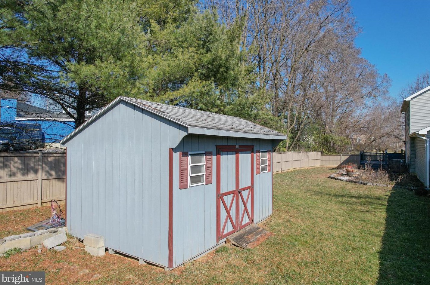 73 Stockade Ct, Hedgesville WV  25427-4983 exterior
