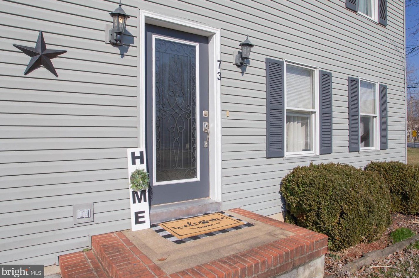 73 Stockade Ct, Hedgesville WV  25427-4983 exterior