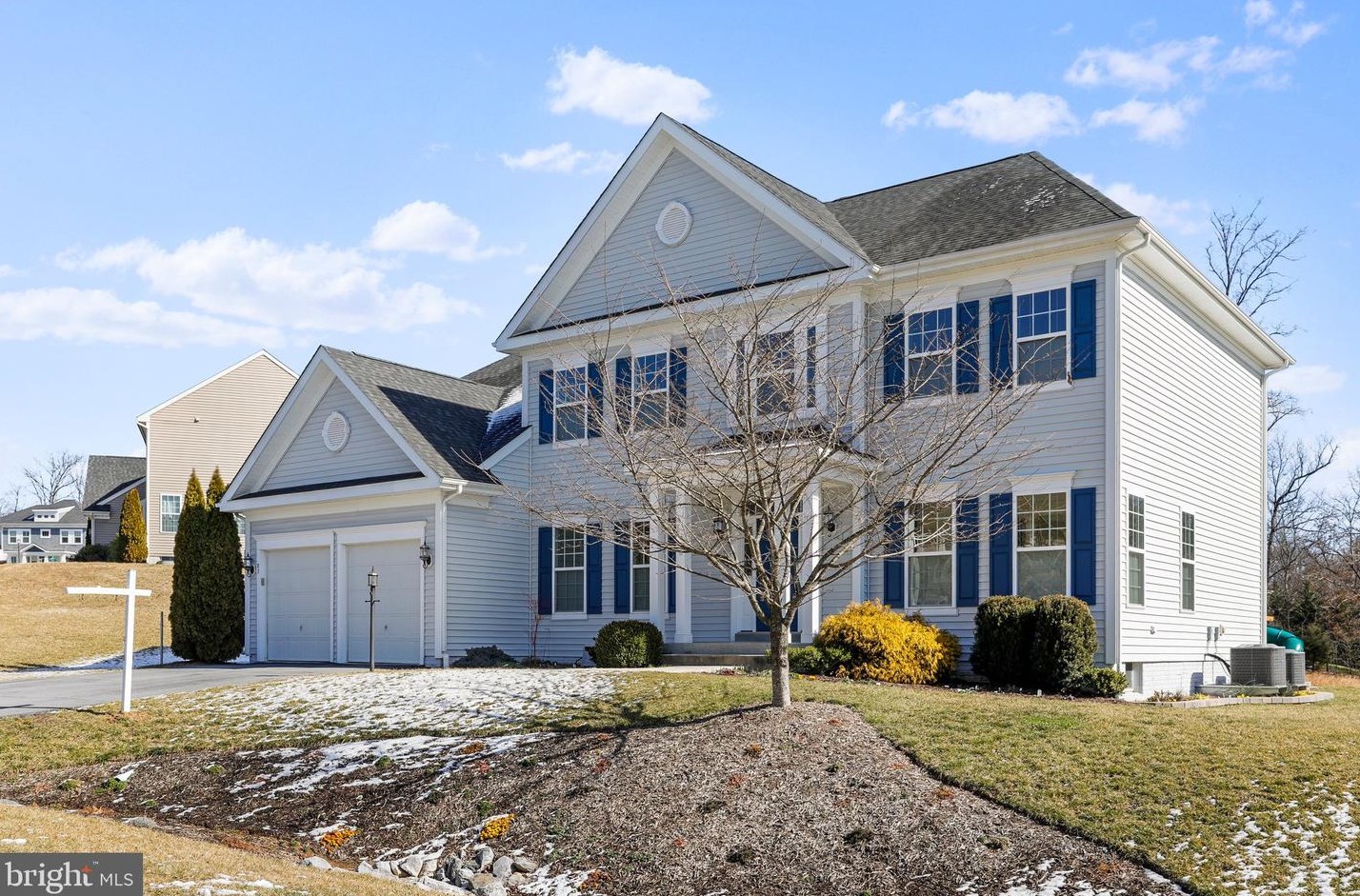 83 Tributary Trl, Falling Waters WV  25419-1149 exterior