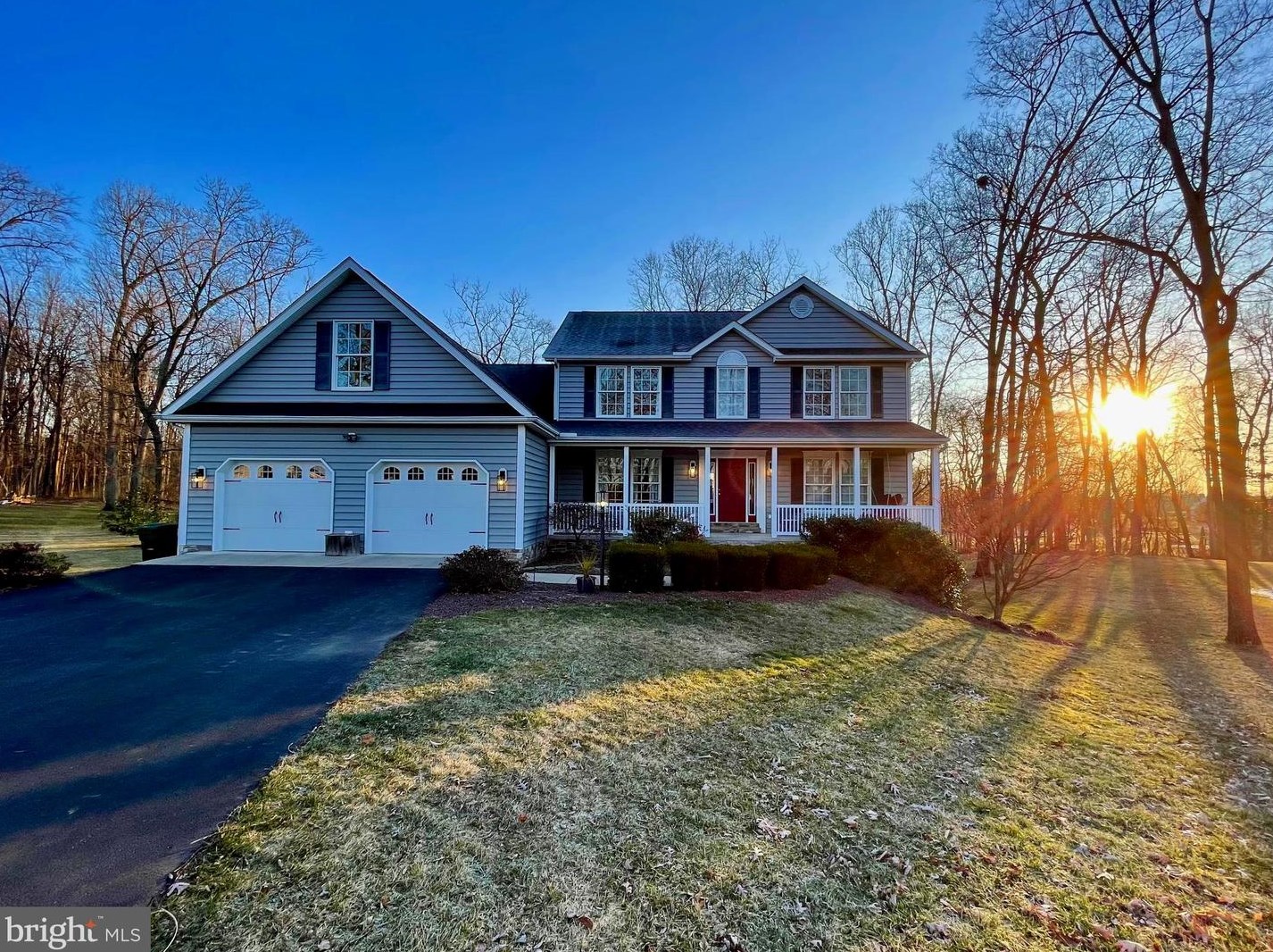 706 Hallmark Dr, Martinsburg, WV 25403-2207