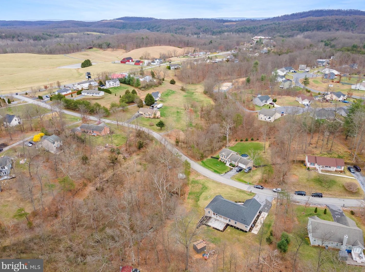 194 Executive Way, Hedgesville WV  25427-5770 exterior