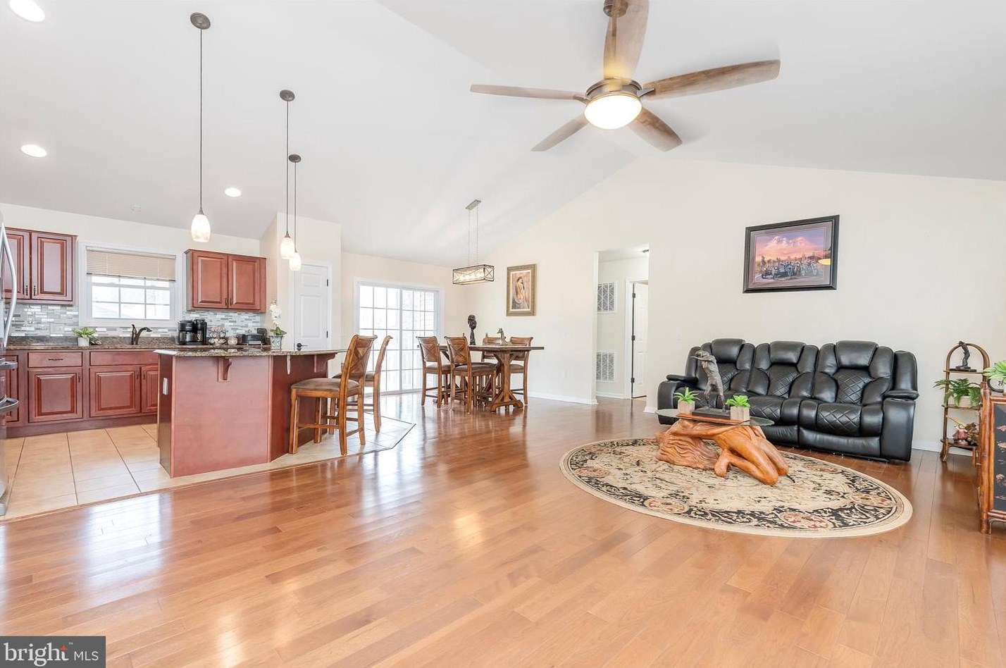 194 Executive Way, Hedgesville WV  25427-5770 exterior