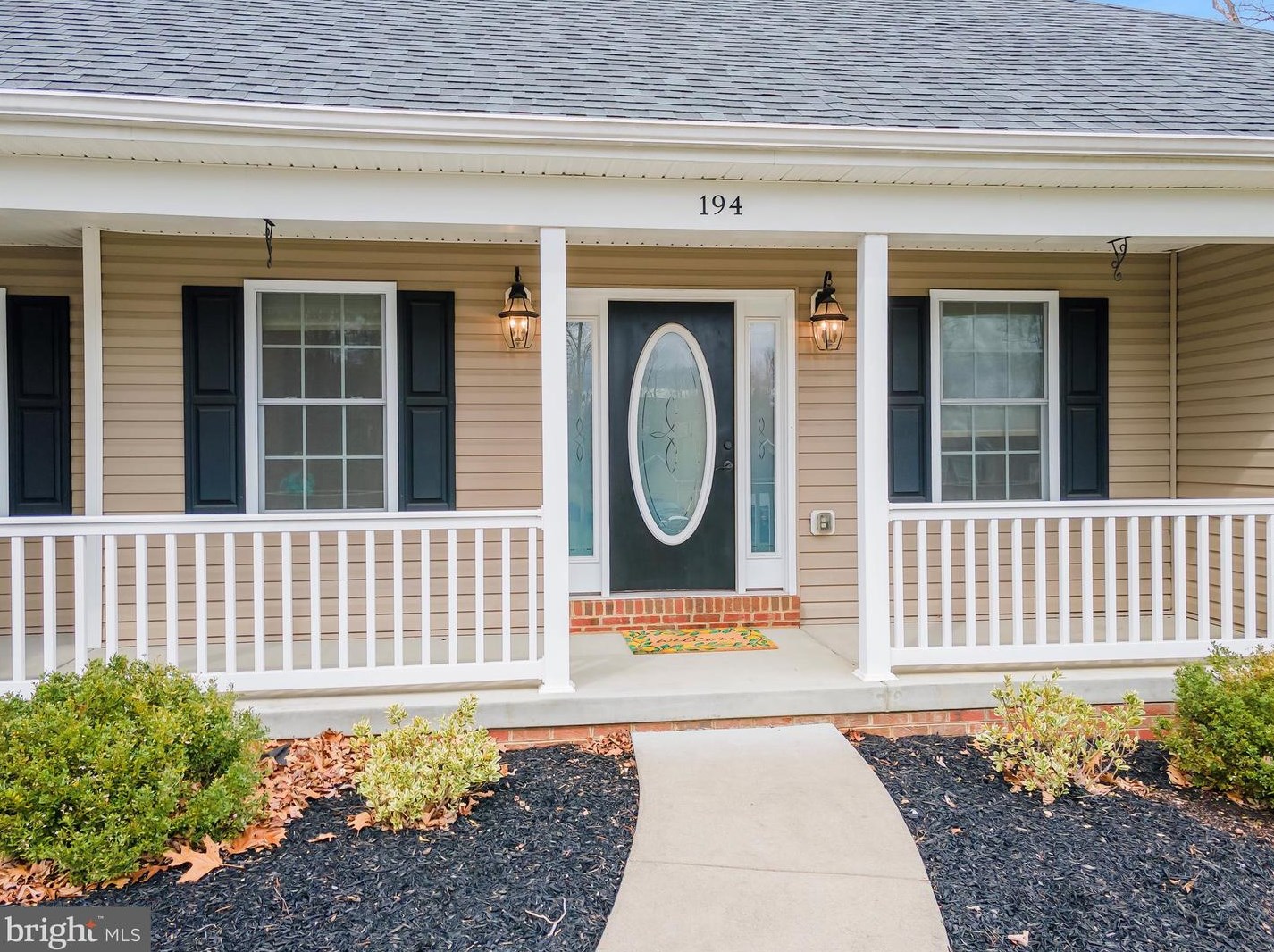 194 Executive Way, Hedgesville WV  25427-5770 exterior
