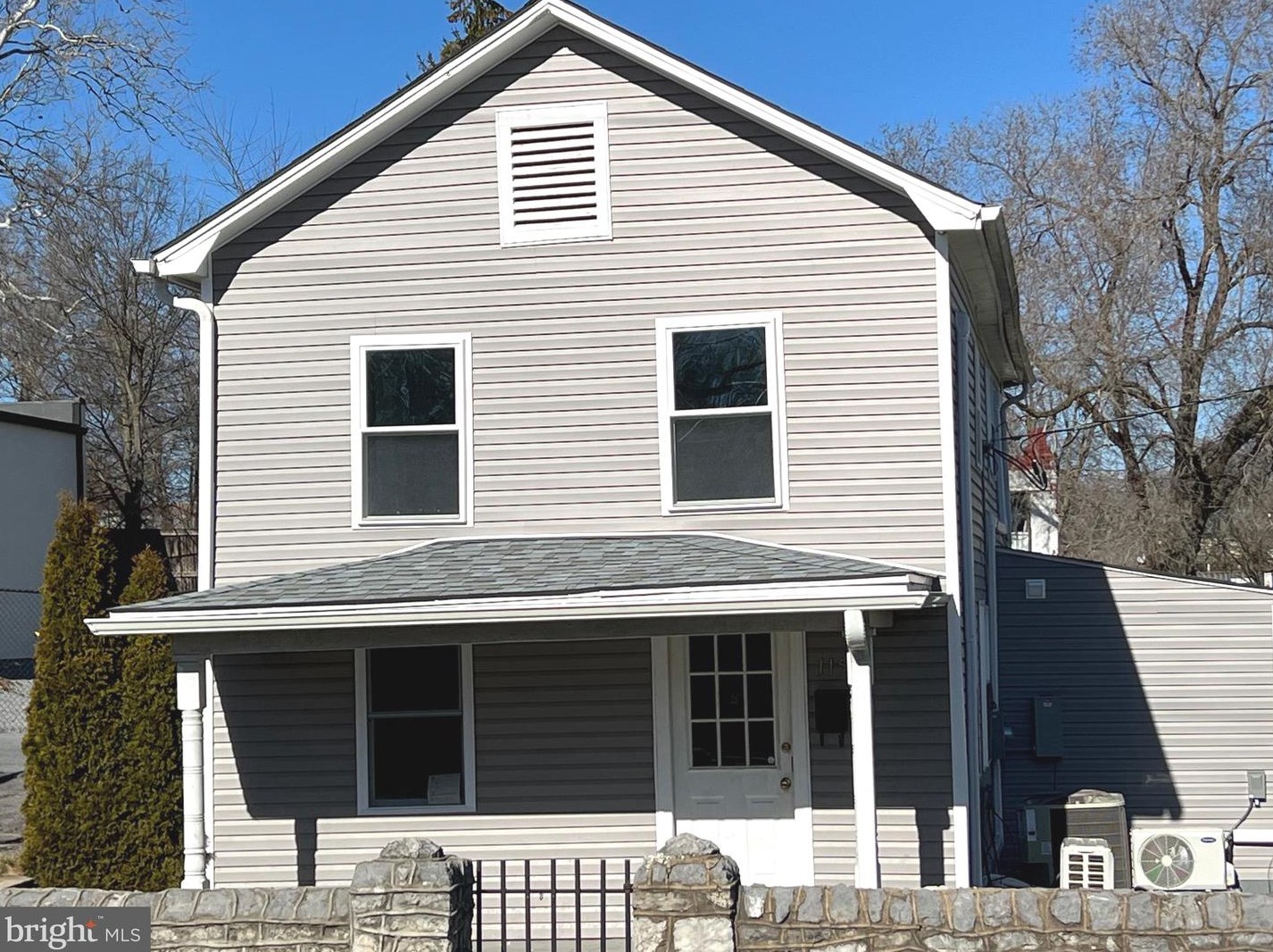115 E Moler Ave, Martinsburg, WV 25404