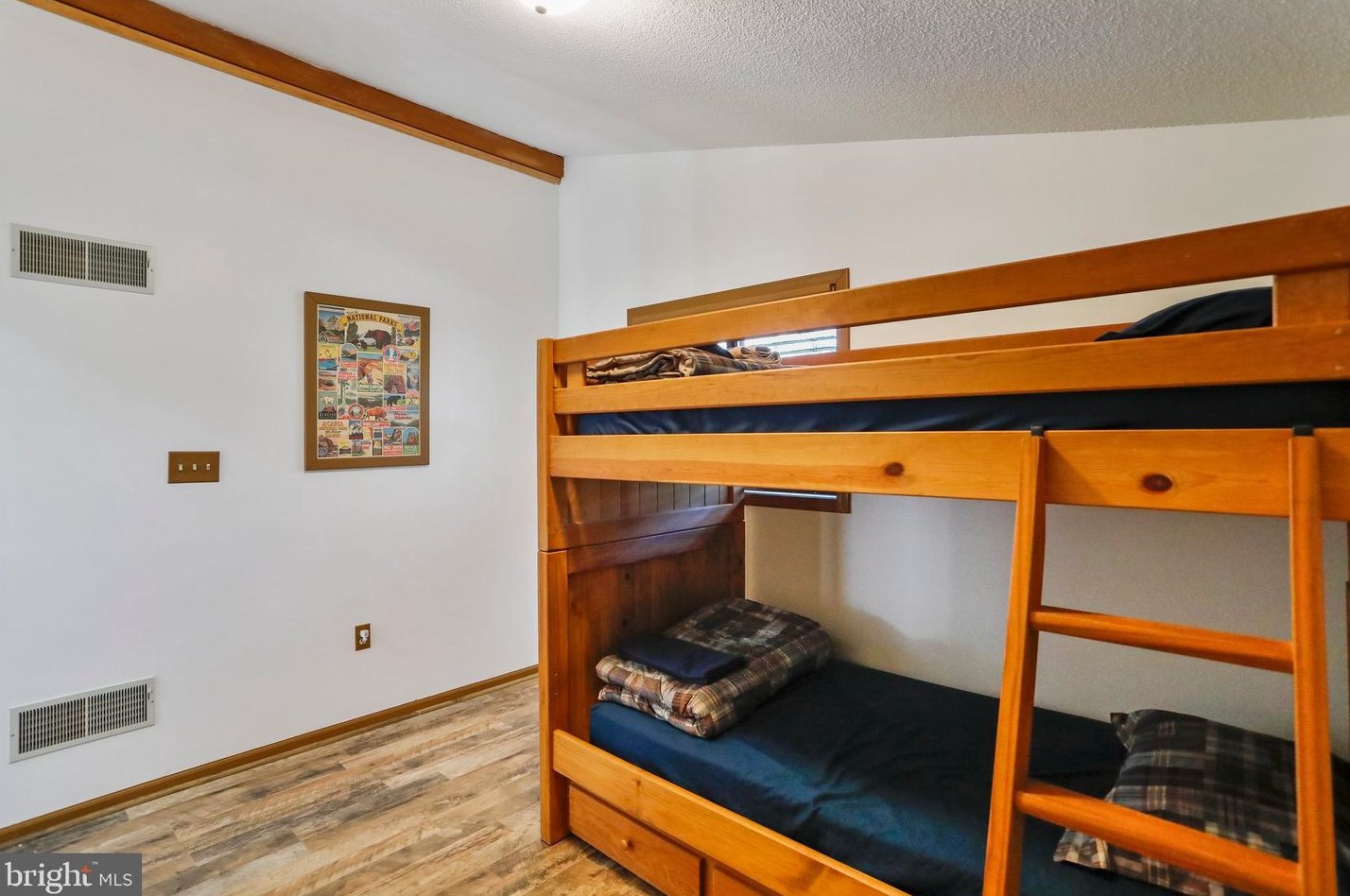 283 The Woods Rd, Hedgesville WV  25427-6886 exterior