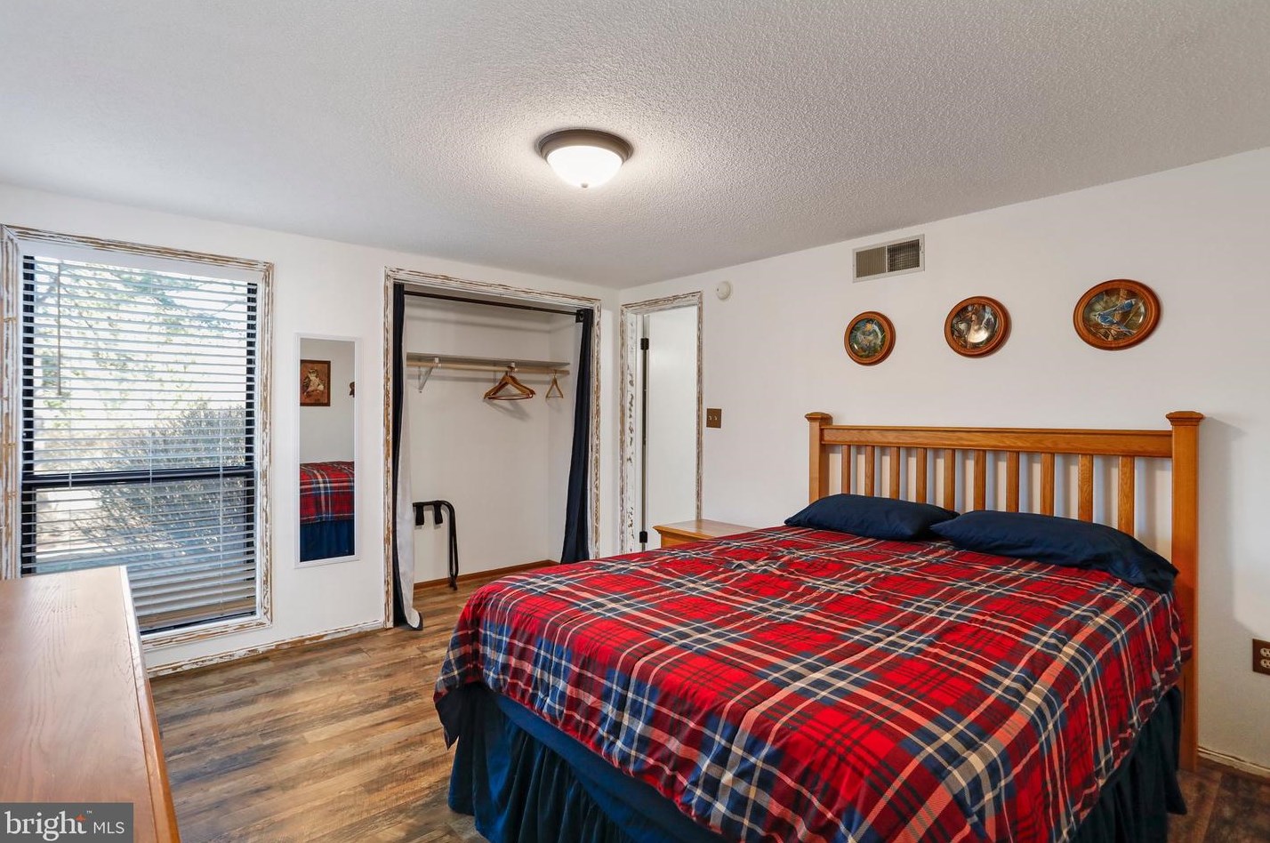 283 The Woods Rd, Hedgesville WV  25427-6886 exterior